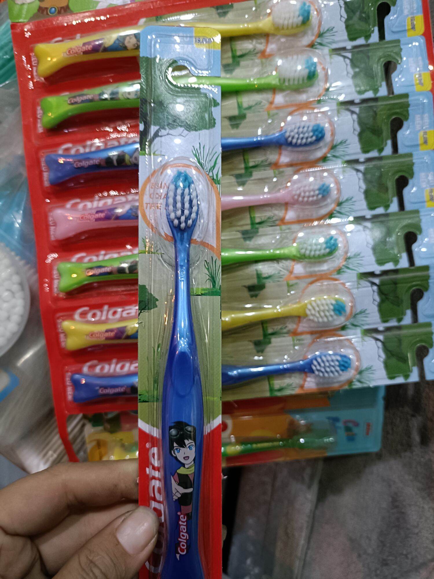 Bàn chải đánh răng COLGATE trẻ em siêu mềm mảnh
