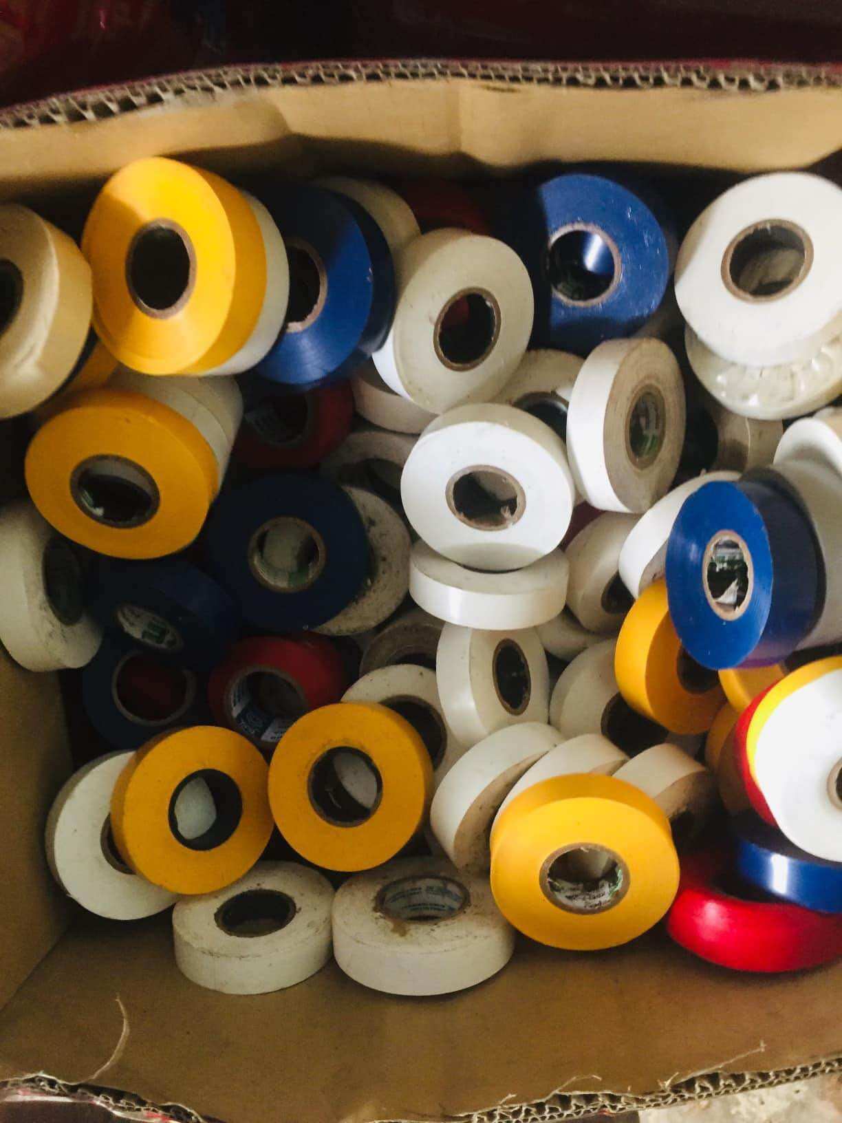 Băng keo hàng đài loan, nhật bãi 1kg 12-15 cuộn dai mỏng dính bán theo kg