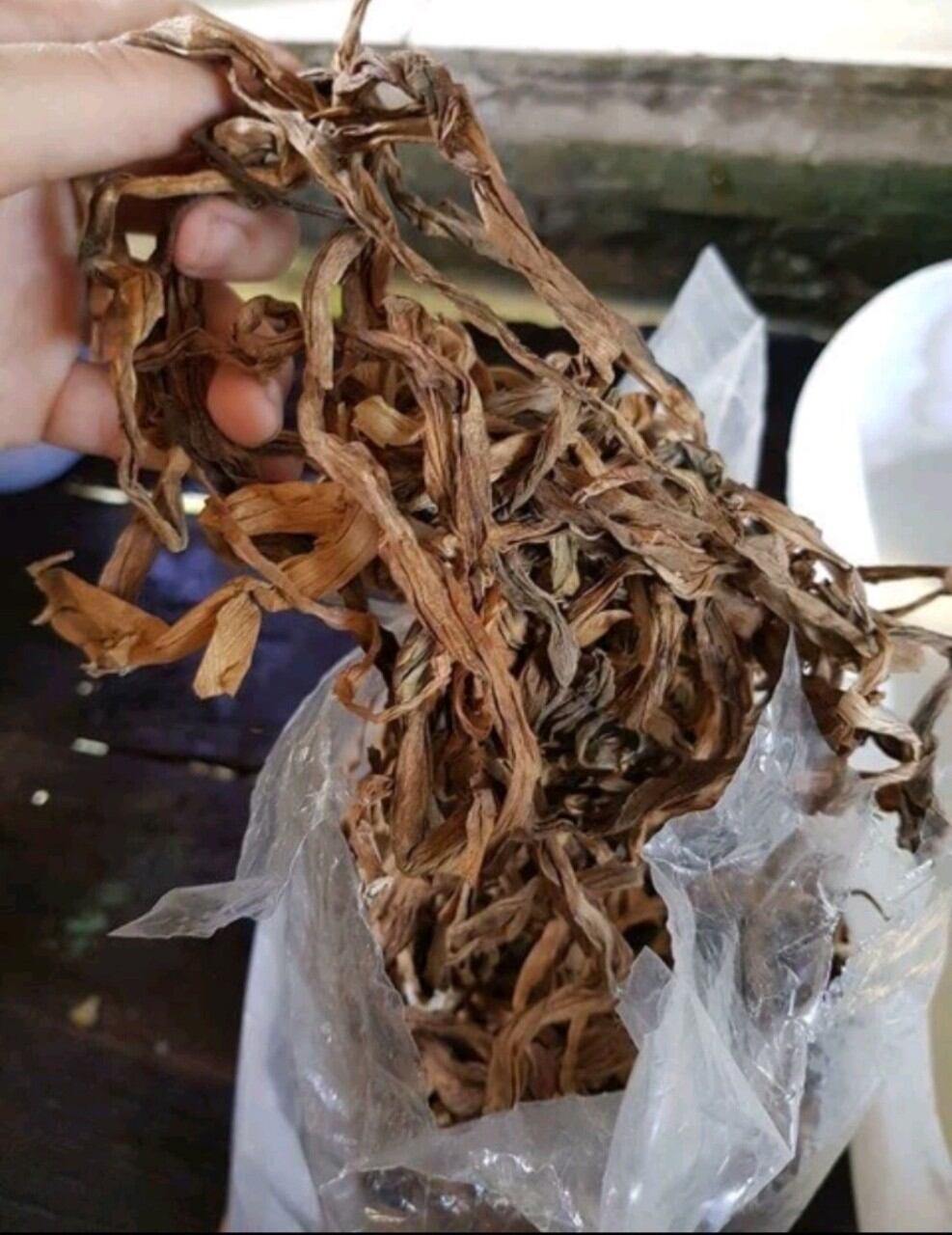 [ Giá Tại Nguồn ] 500g Trinh Nữ Hoàng Cung khô, sạch thơm
