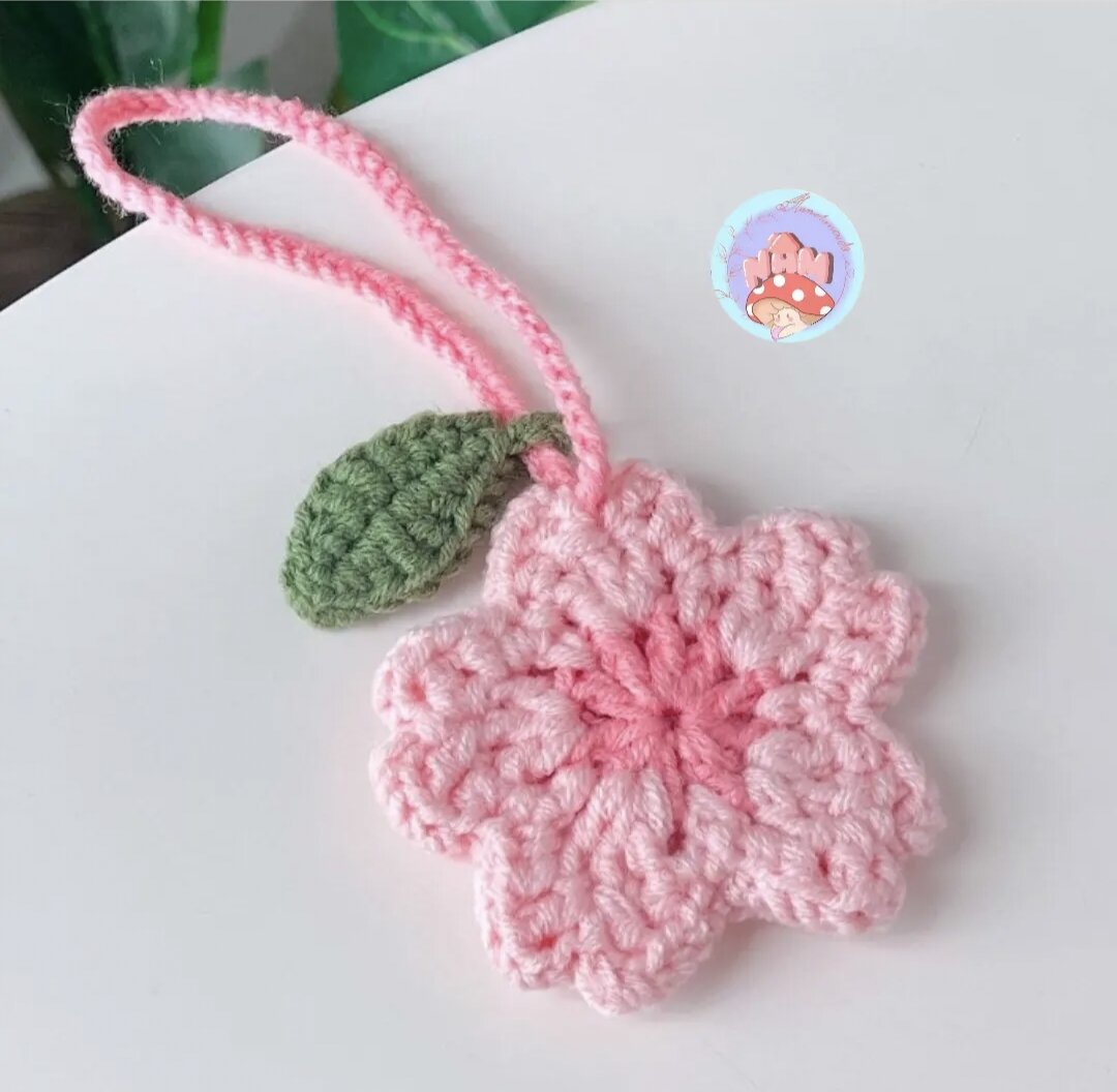 Móc khoá hoa anh đào handmade bằng len [Nấm Handmade]