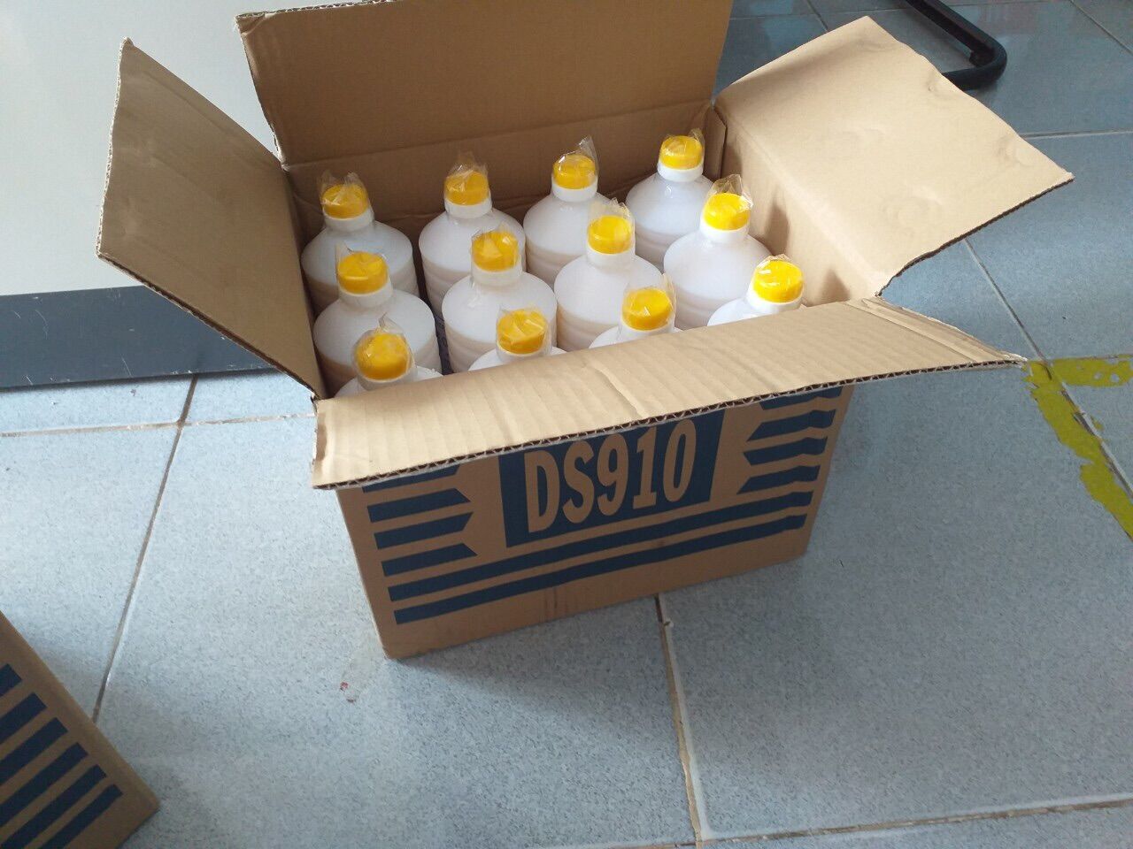 Moto Kieu chai 1 lít