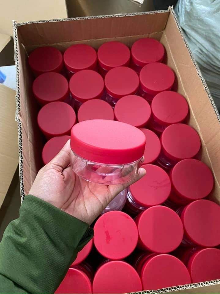 Hủ kiếng trong 200gr-màu đỏ-có nắp lót