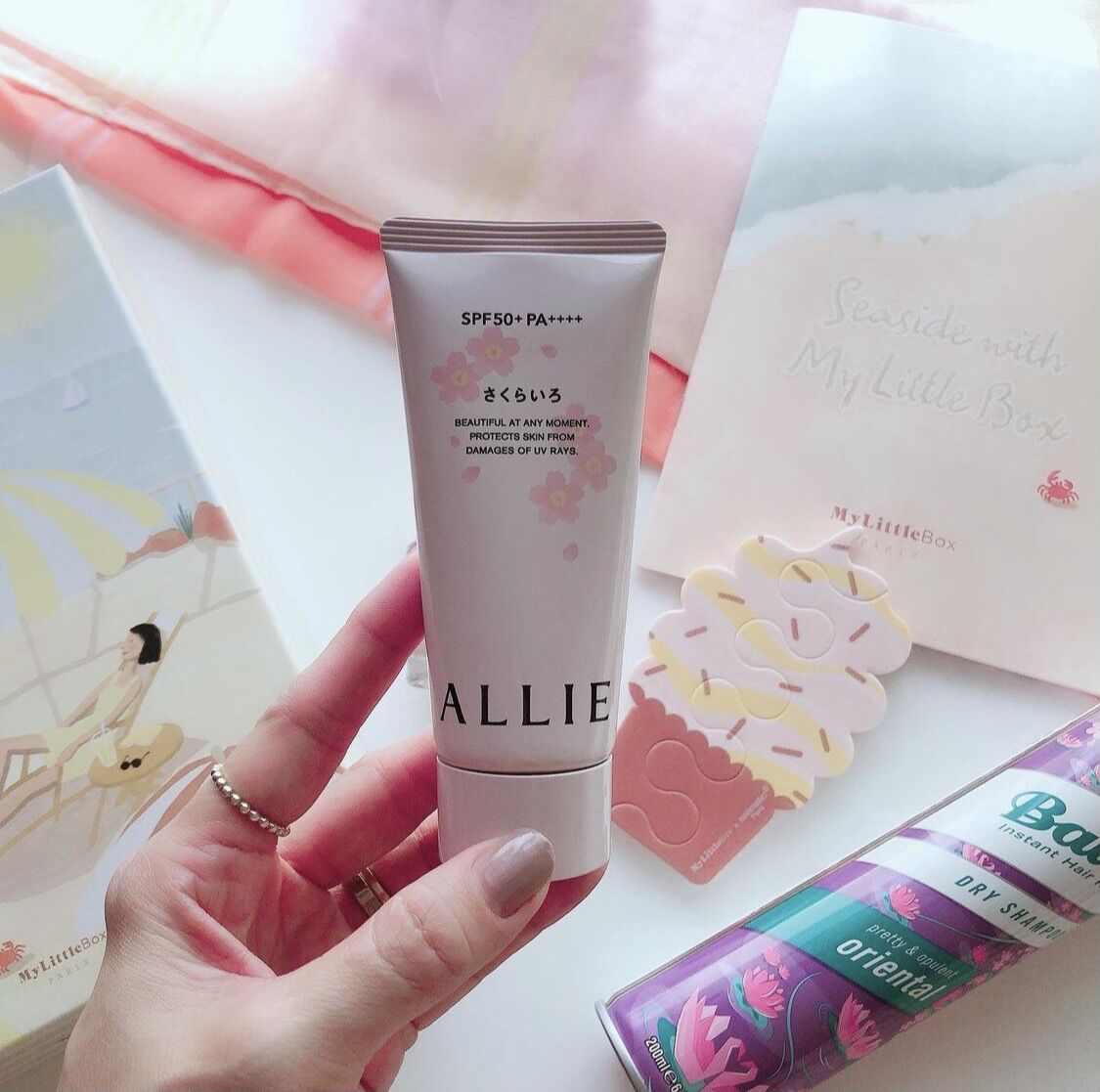 Kem chống nắng Allie Kanebo 60g