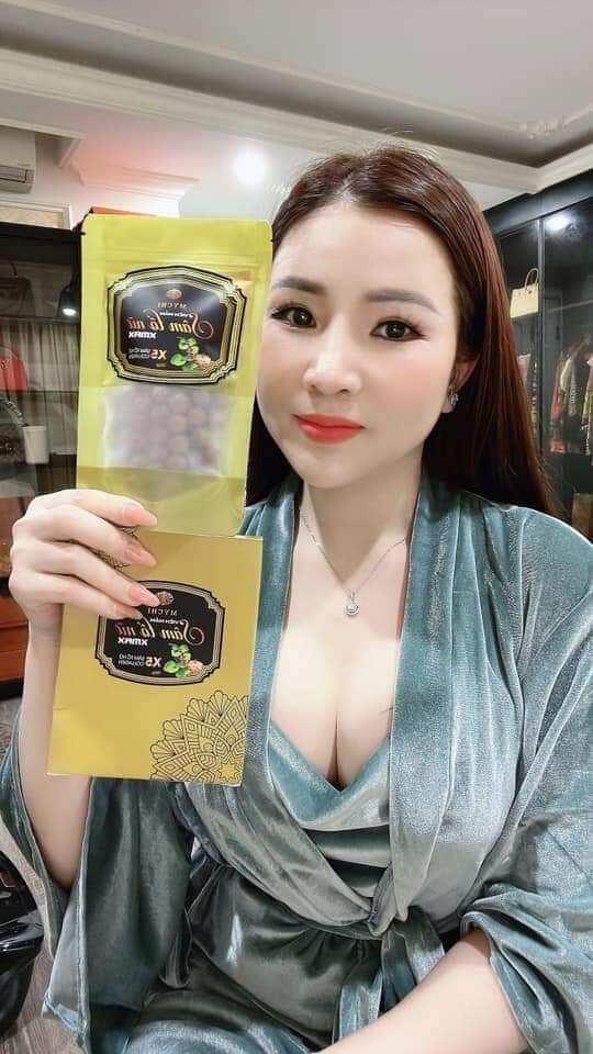 Kẹo mầm sâm tố nữ Xmax mẫu túi (mua 4 tặng 1 là 5)
