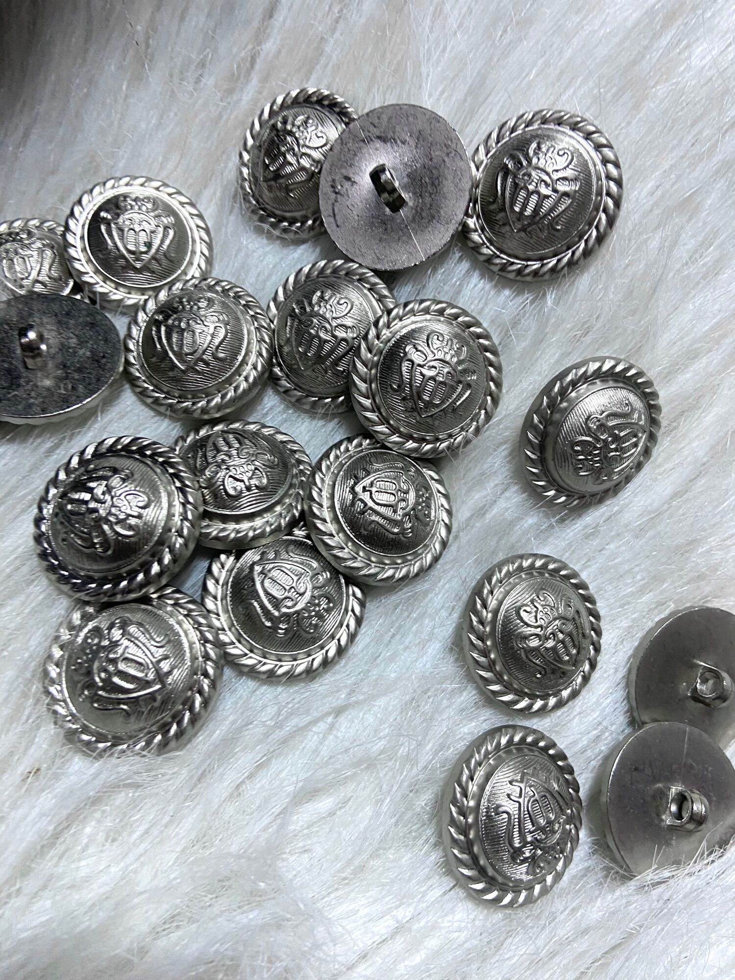 Nút áo kiểu đẹp side 2,7cm 10nút/túi