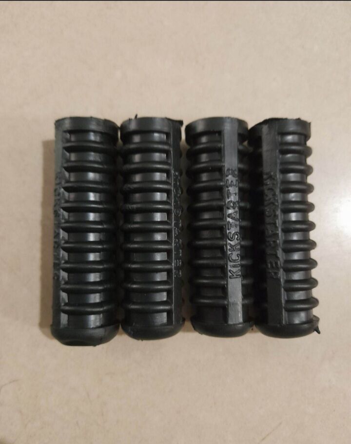 Cao su giò đạp xe máy dream, wave, rs,.....
