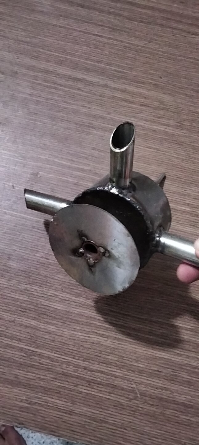 Chông chống quây phun thức ăn máy cho tôm cá ăn tự động