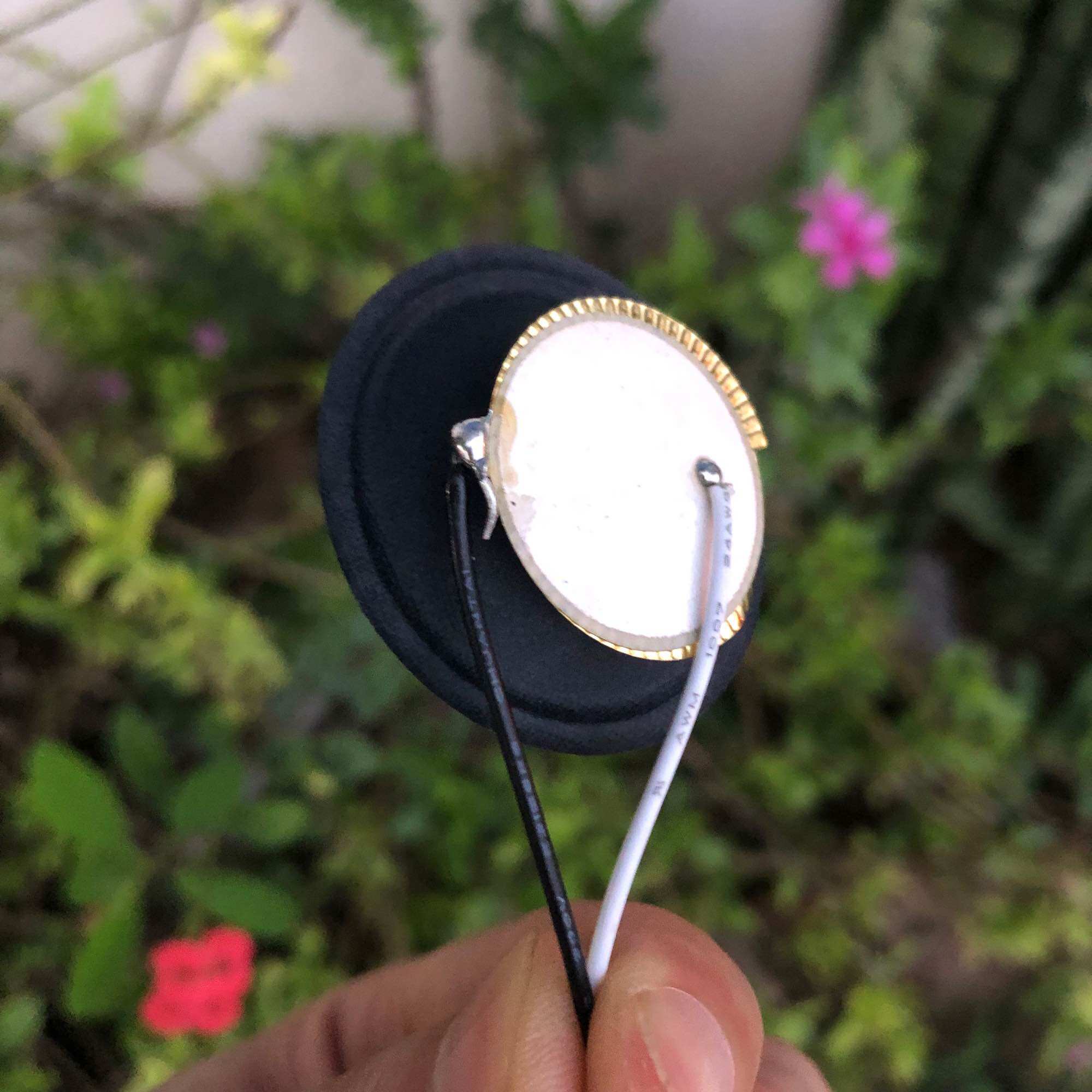 Côn loa trép Thạch anh. Màng giấy, đã có dây
