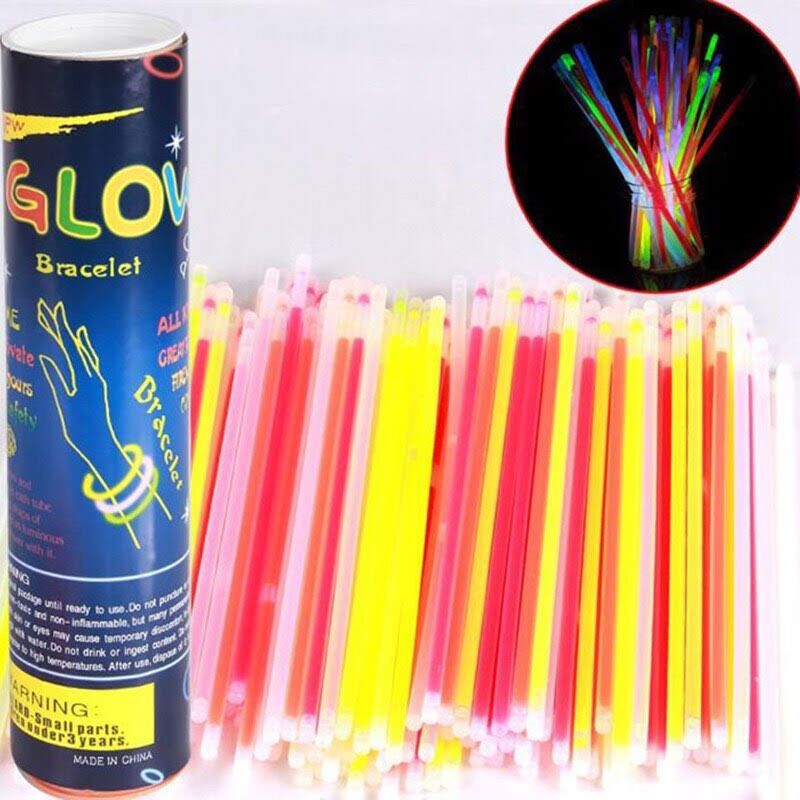 Que phát sáng vòng đeo tay dạ quang lightstick combo 5 vòng