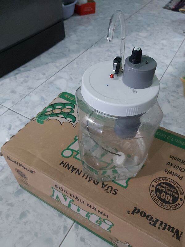 Bình rót ruou siêu rẻ siêu bền 1.5l