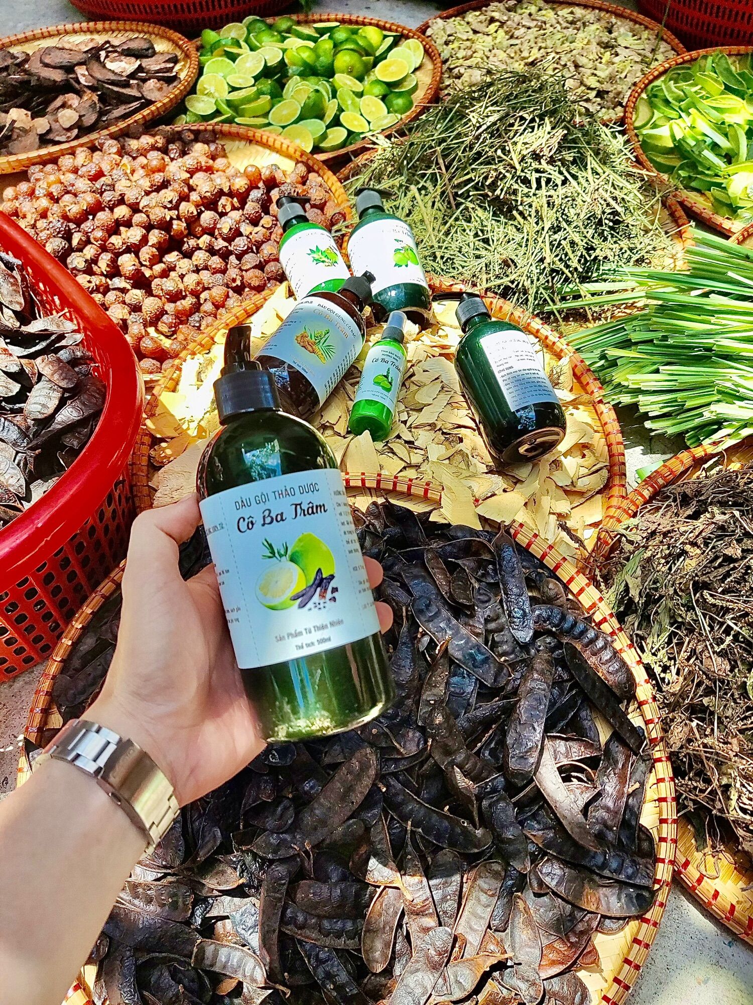 Dầu gội bồ kết thảo dược cô ba trâm