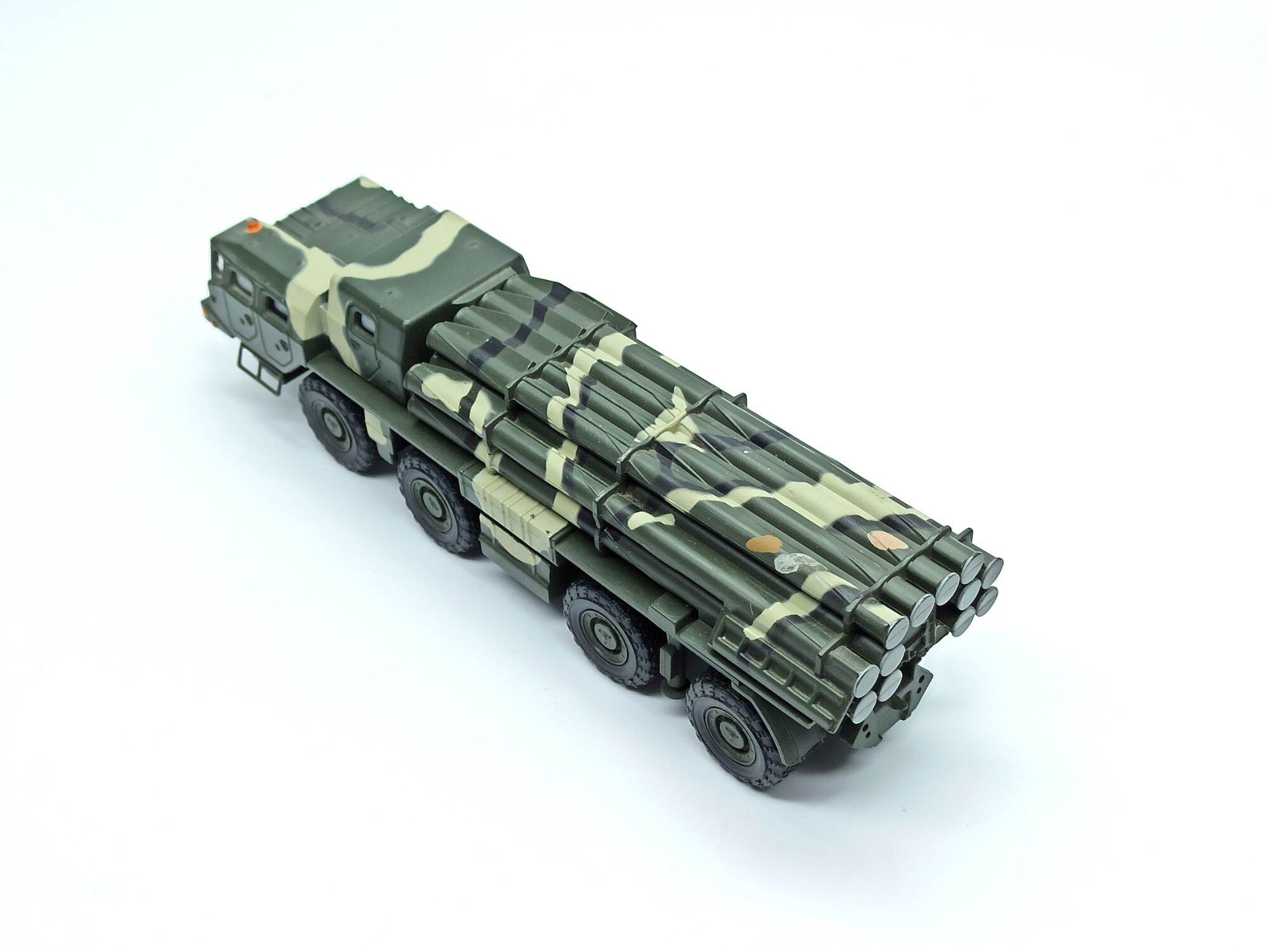 Mô hình xe BM-30 MLRS Smerch tỷ lệ 1/72