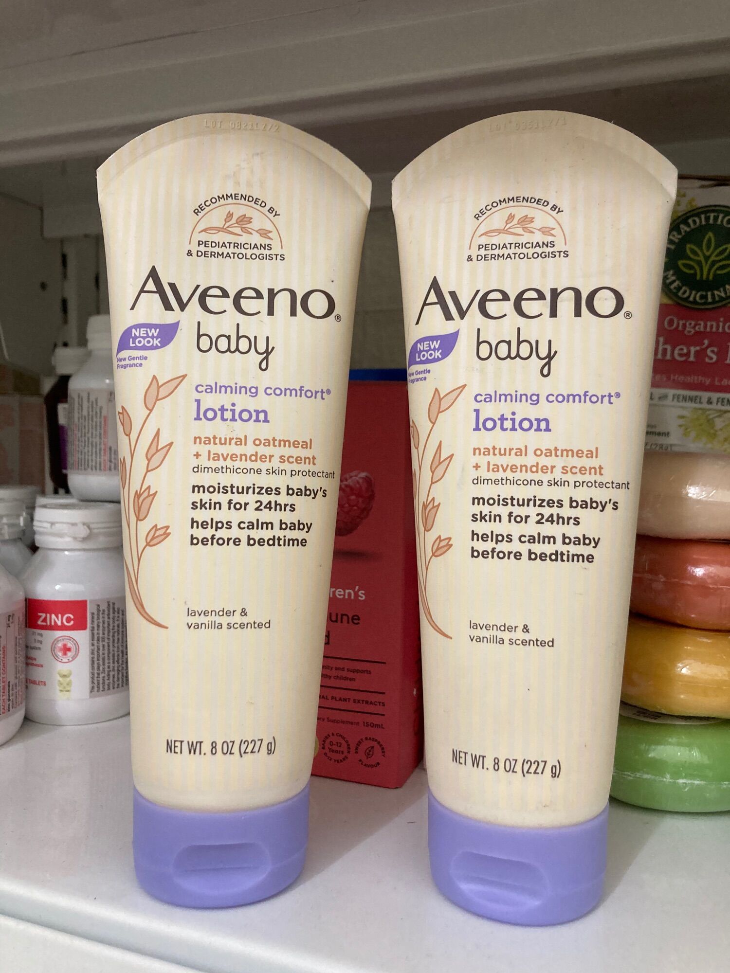 Dưỡng ẩm toàn thân Aveeno Baby mùi lavender 227ml