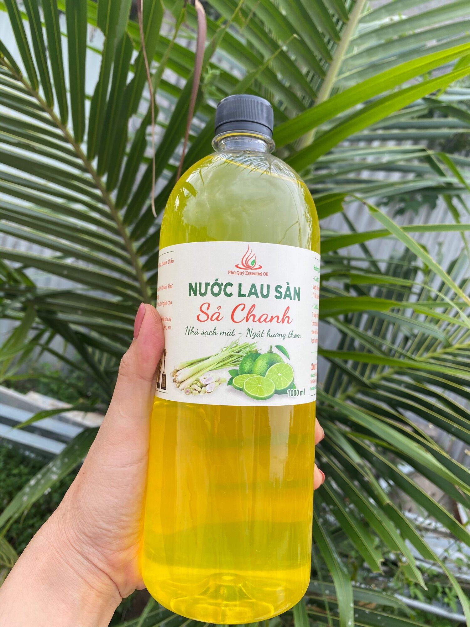 Nước lau sàn sả chanh