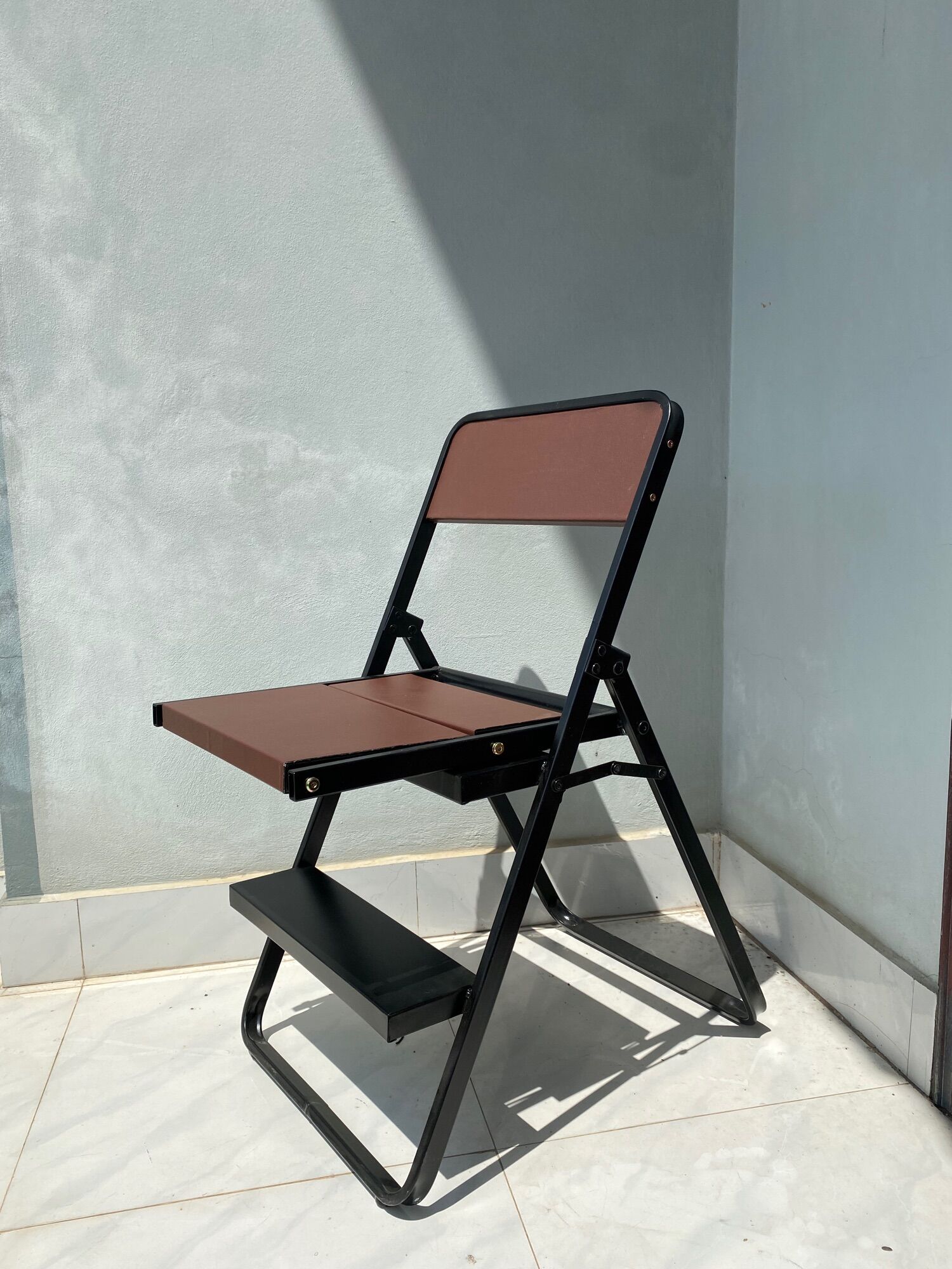 Thang ghế gấp gọn - Hàng VIỆT NAM