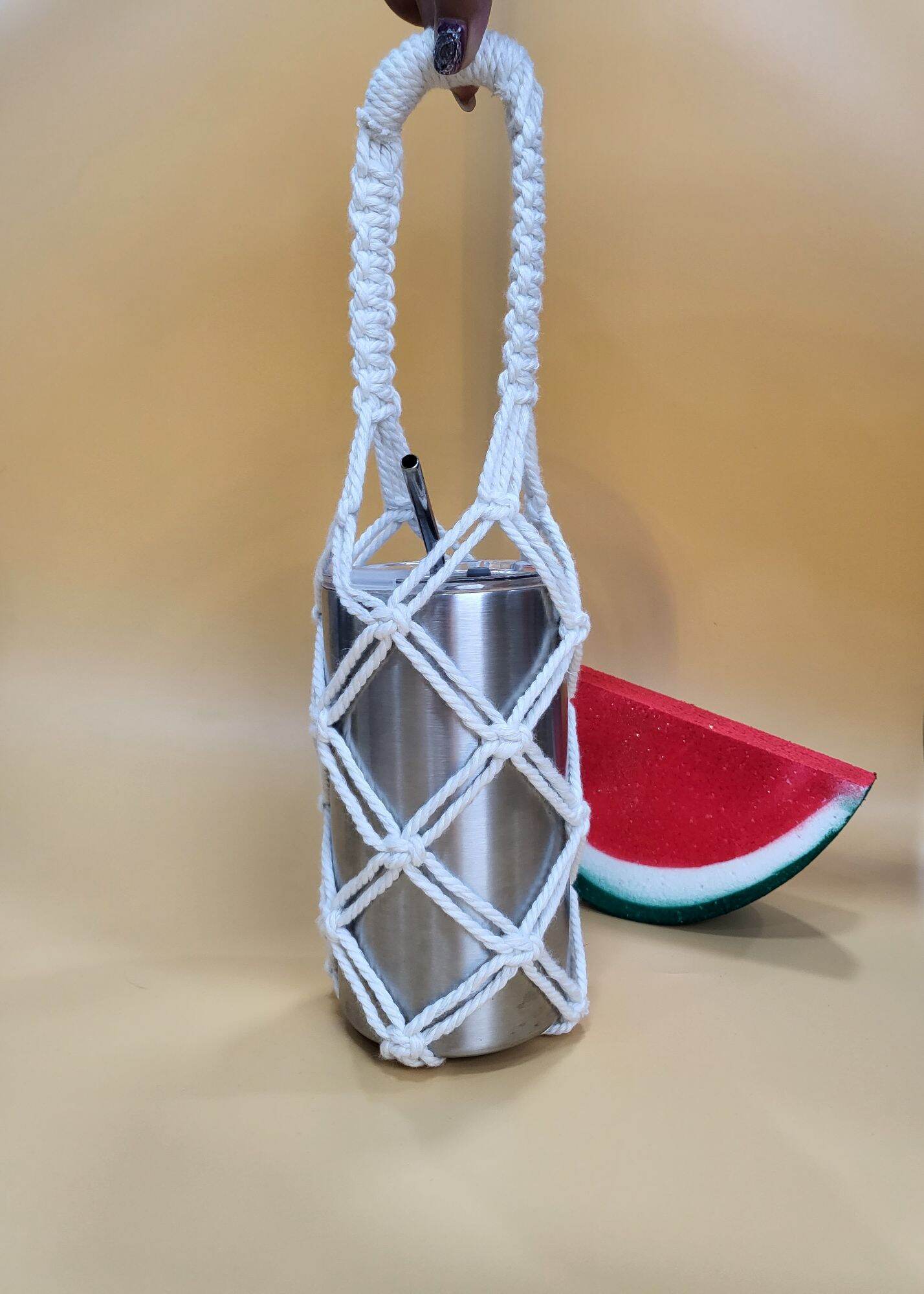 Túi đựng bình nước mix màu bằng len macrame