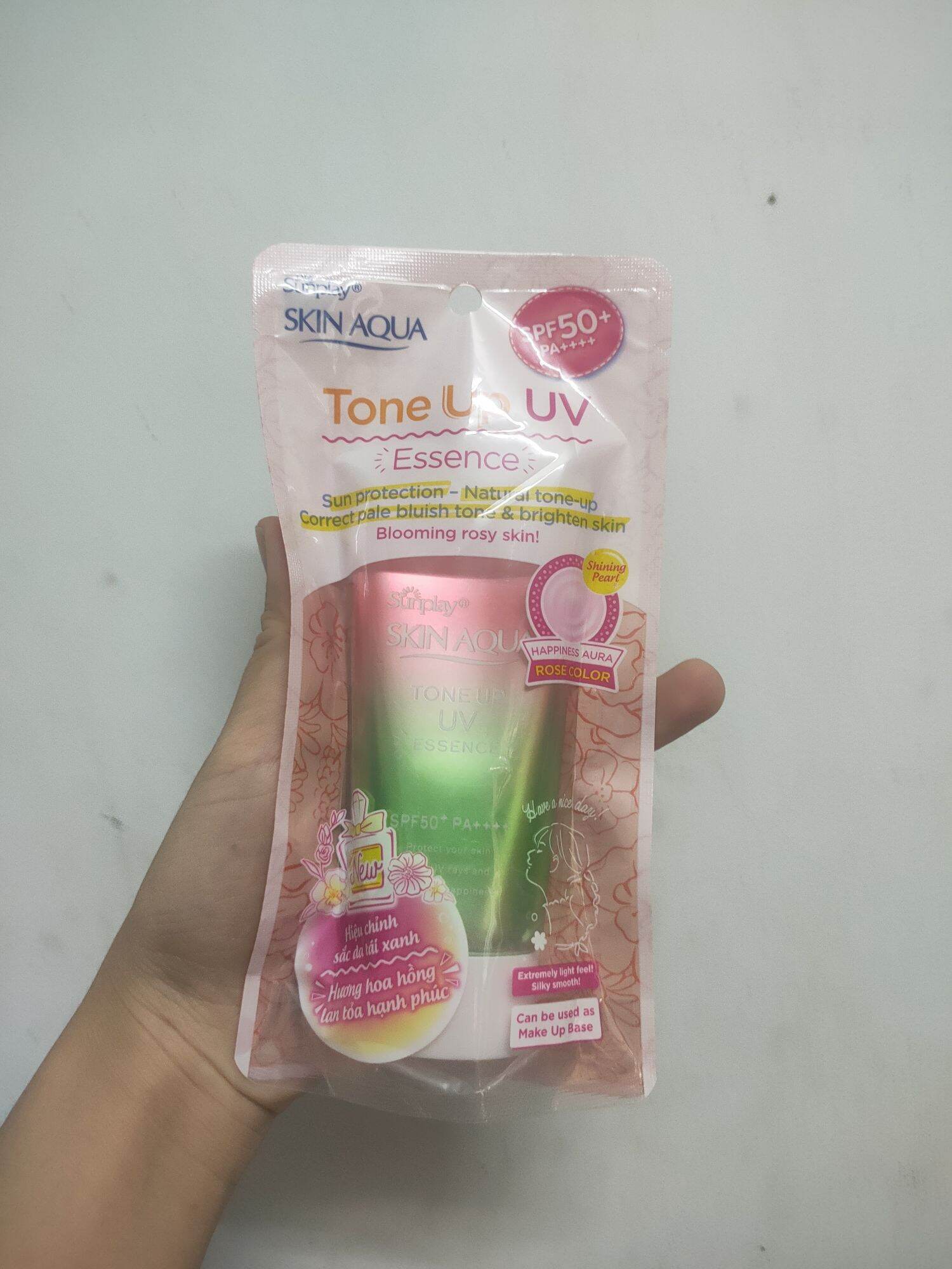 Kem chống nắng Tone Up Essence Rose