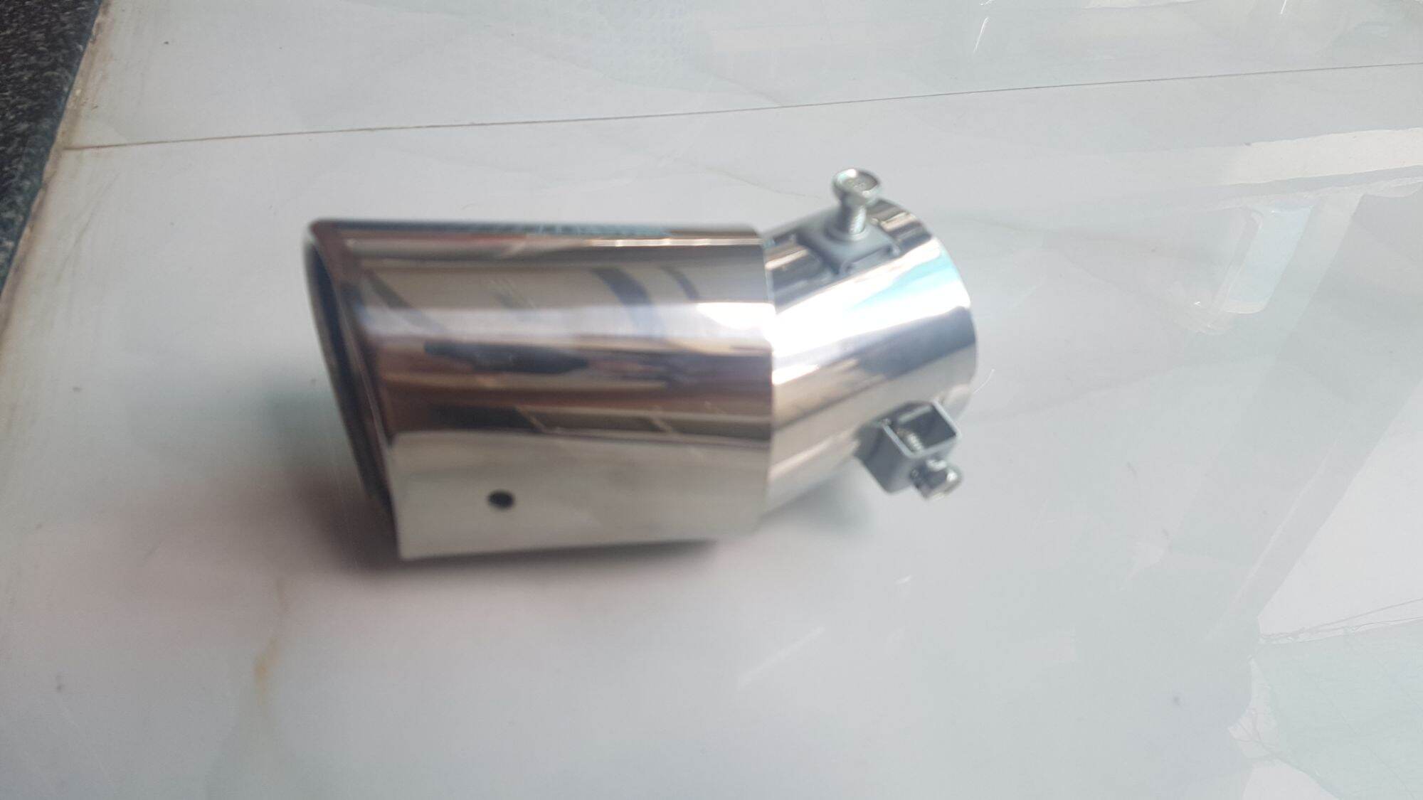 Ốp ống xả ôtô loại gãy khúc xe 4 chỗ