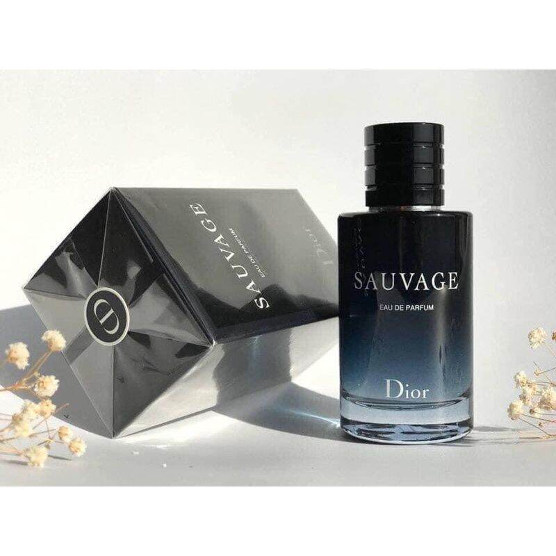 Nước hoa Dior Sauvage 100ml nam tính, quyến rũ
