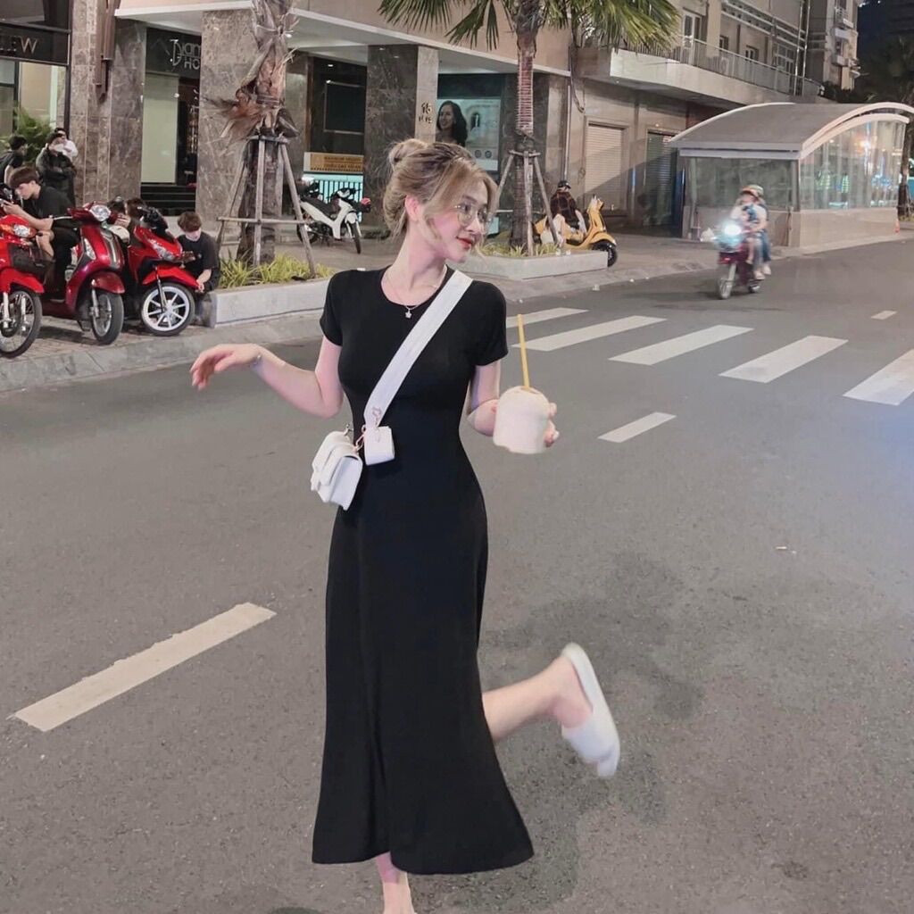 Váy body nữ tay ngắn dáng dài xẻ tà phong cách sexy , Hàn Quốc