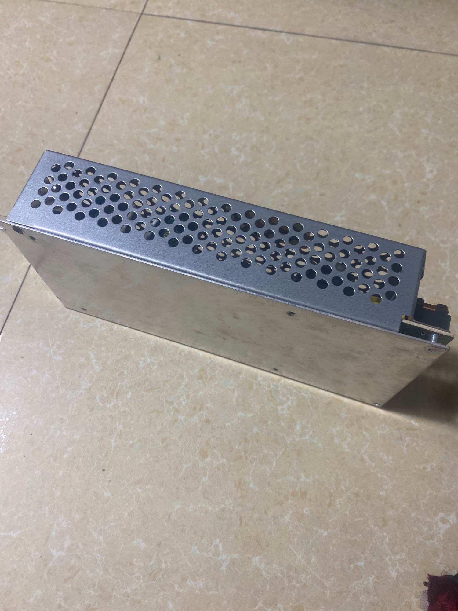 nguồn tổ ong 5v10A