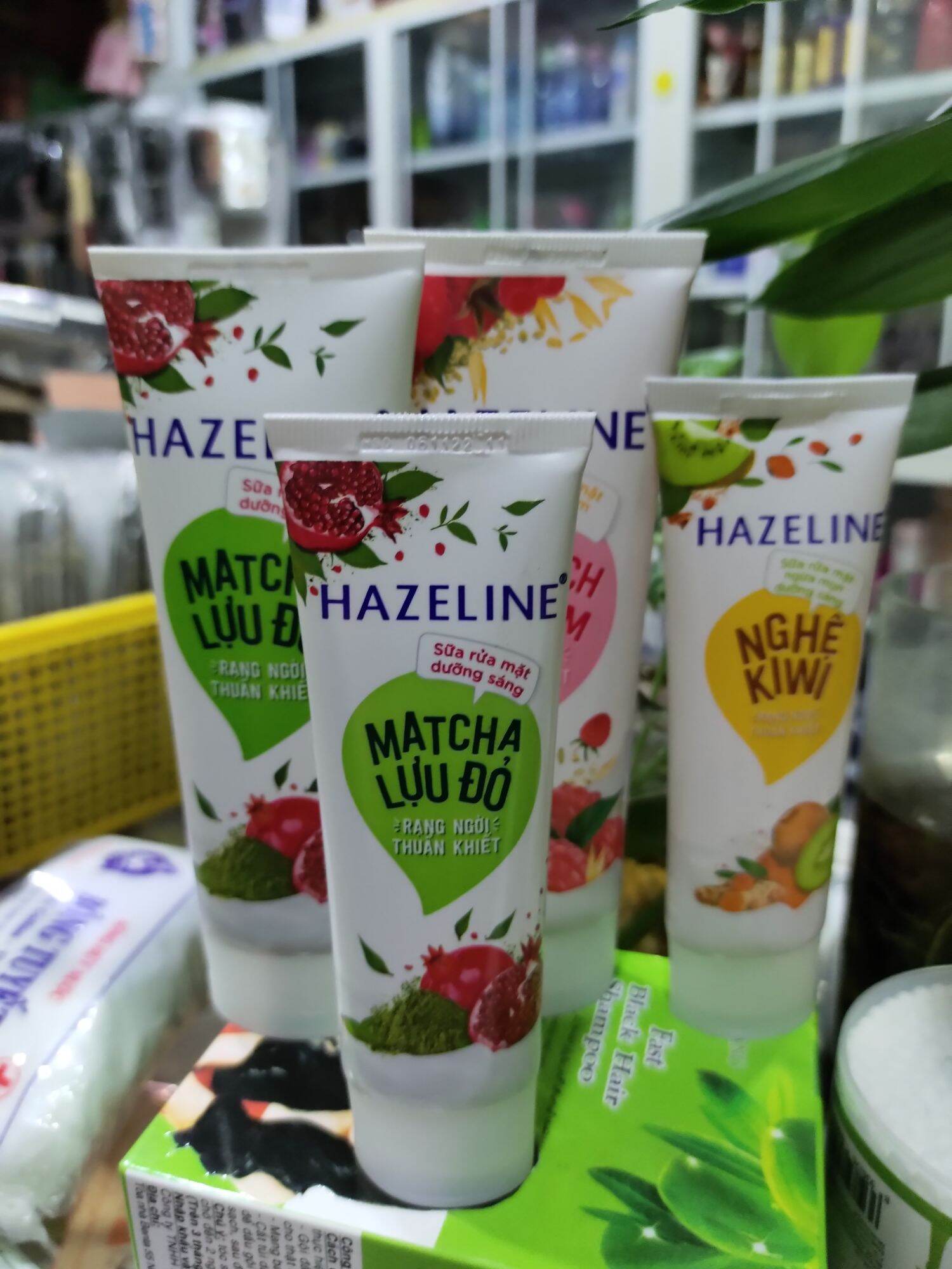 Sữa Rửa Mặt Hazeline nghệ hoa cúc 50gr 100gr