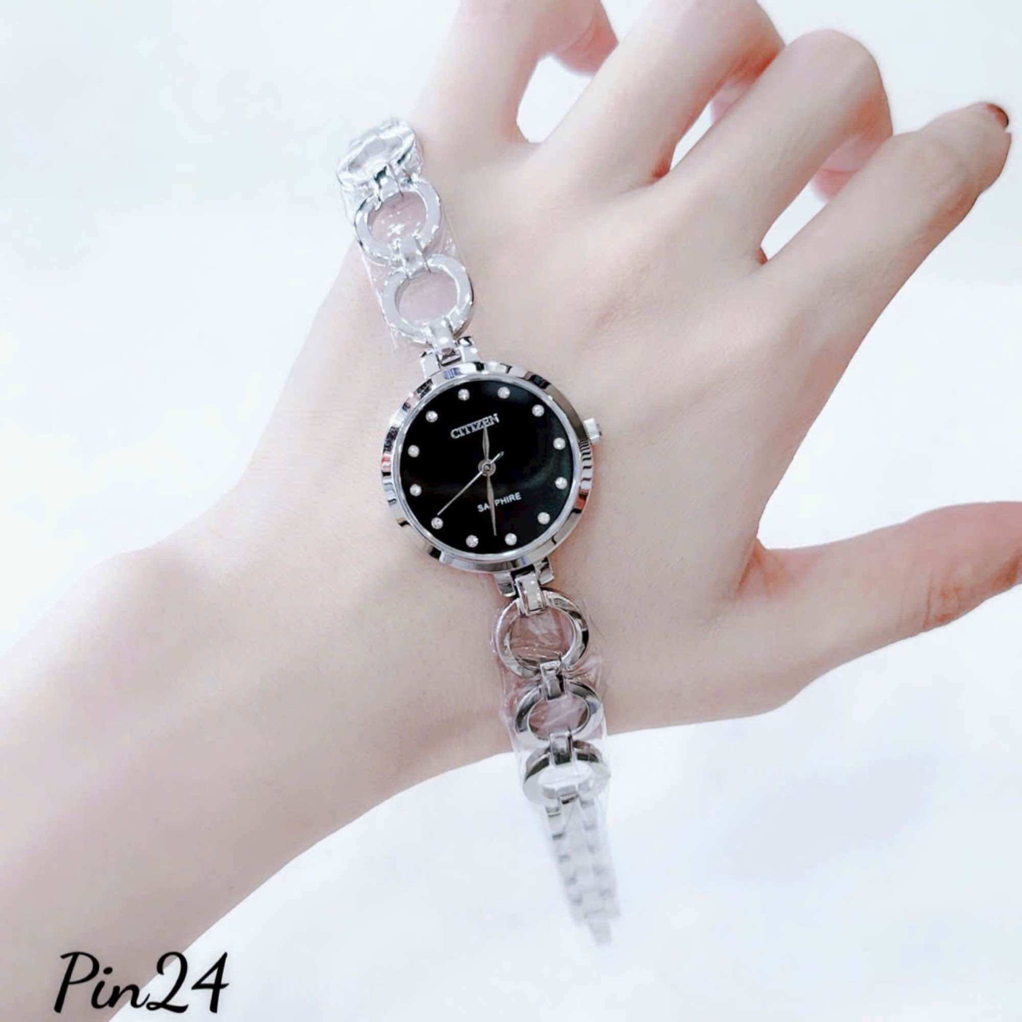  Đồng hồ nữ Citizen vỏ trắng mặt đen size 28. Máy Nhật Miyota vỏ dây bằng chất liệu inox kiếng saphire chống nước tốt 