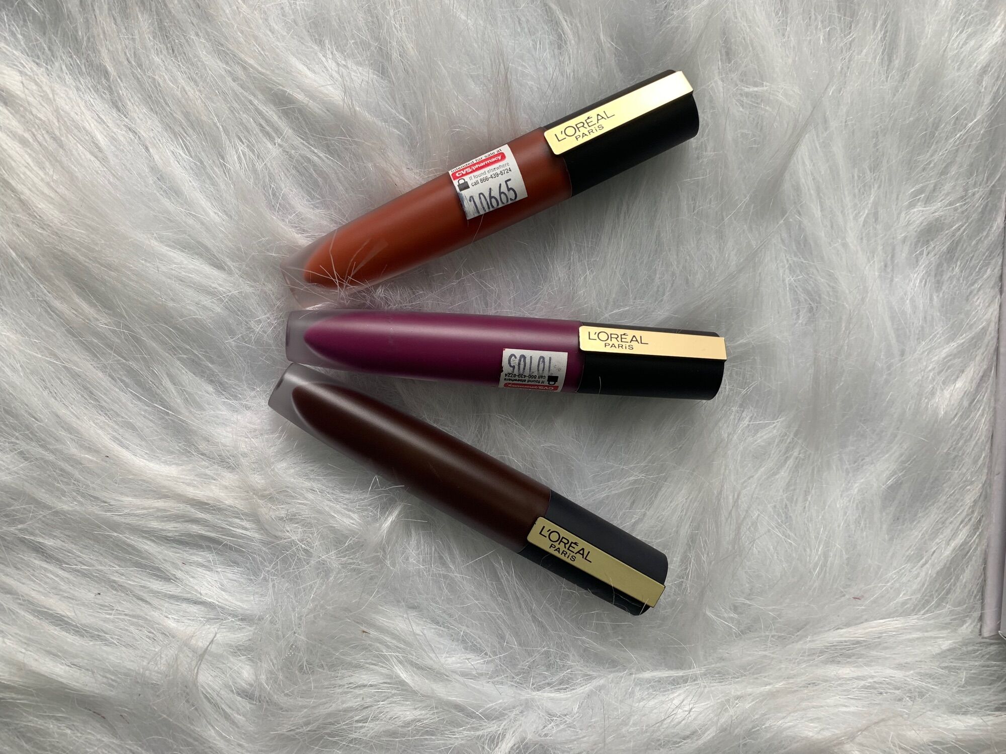 Son Kem Mịn Lì Cao Cấp L'Oreal Rouge Signature Matte Liquid Lipstick