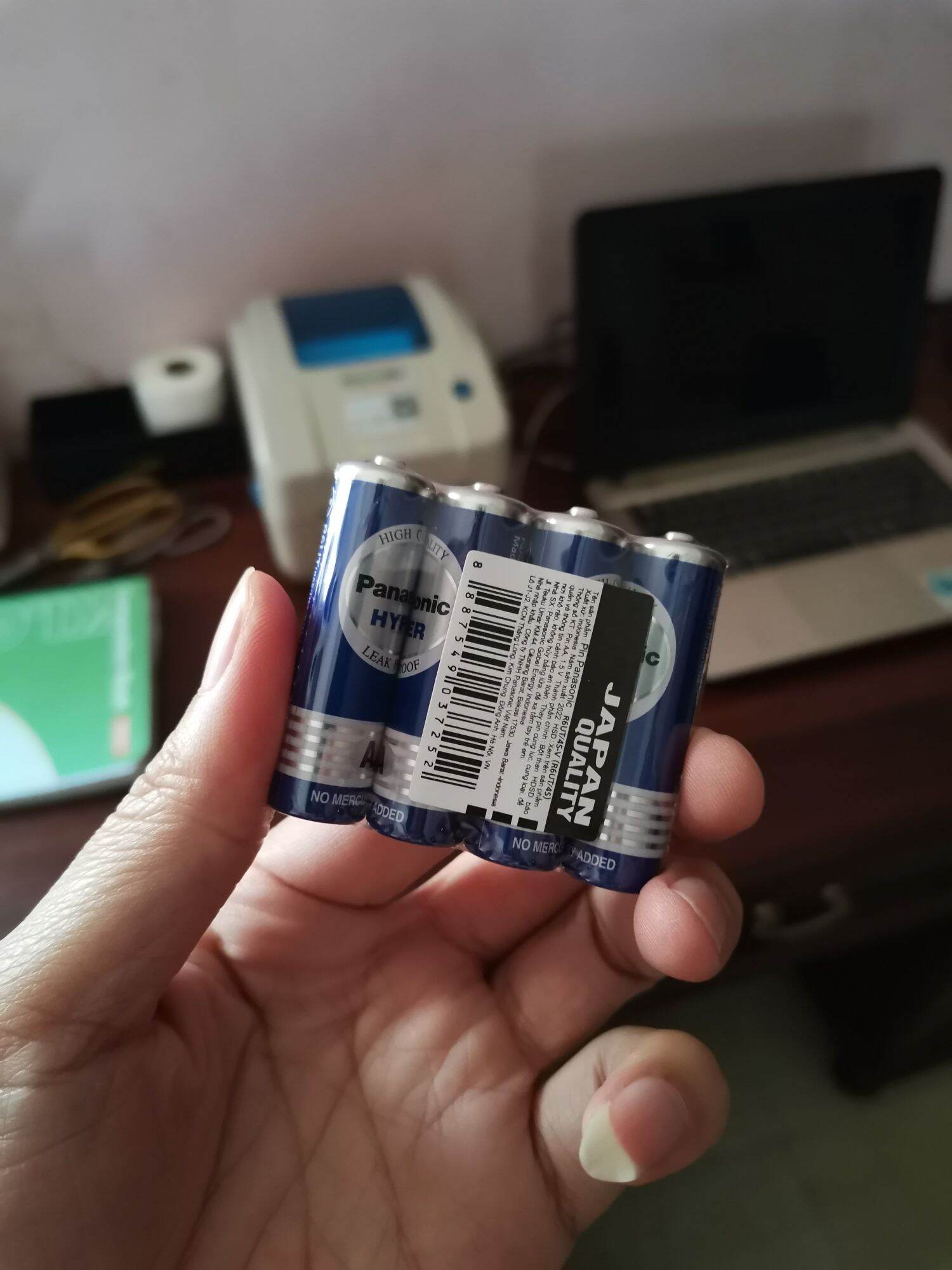 🇻🇳 Vỉ 4 viên pin AA Panasonic màu xanh