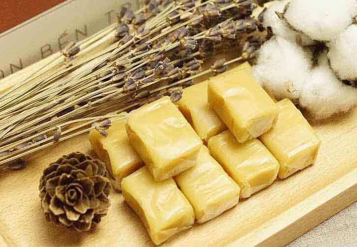 Kẹo dừa đậu phộng sầu riêng 500gram ( Thanh Long)