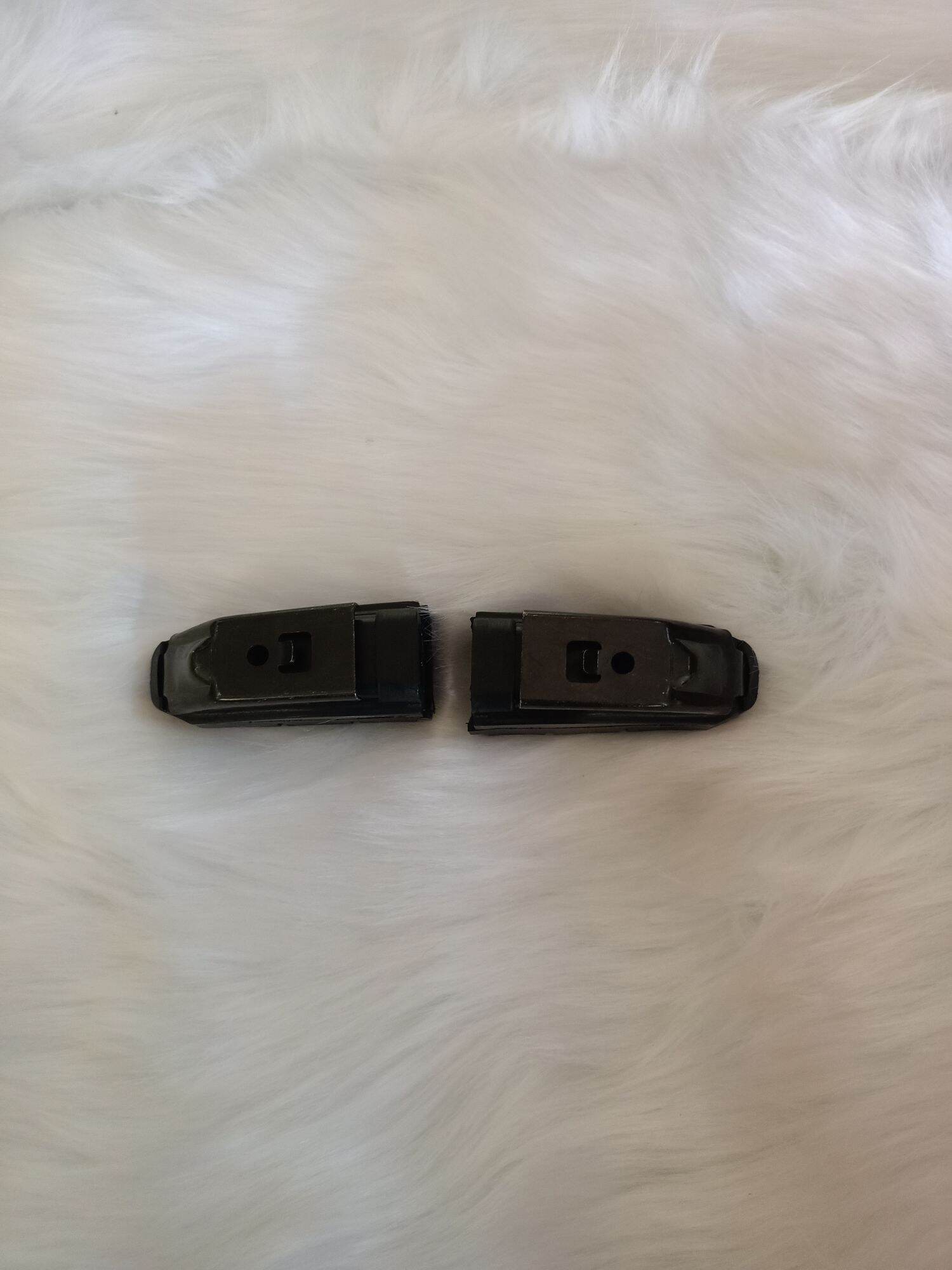 Gác Chân Trước Winner V1 ( Giá 1 Cặp )