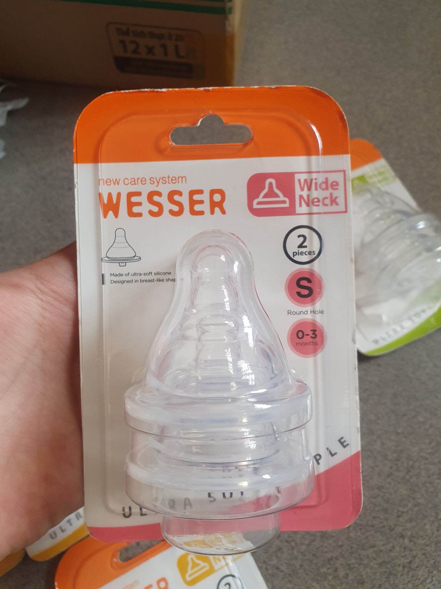 Vỉ 2 núm thay bình sữa cổ rộng Wesser