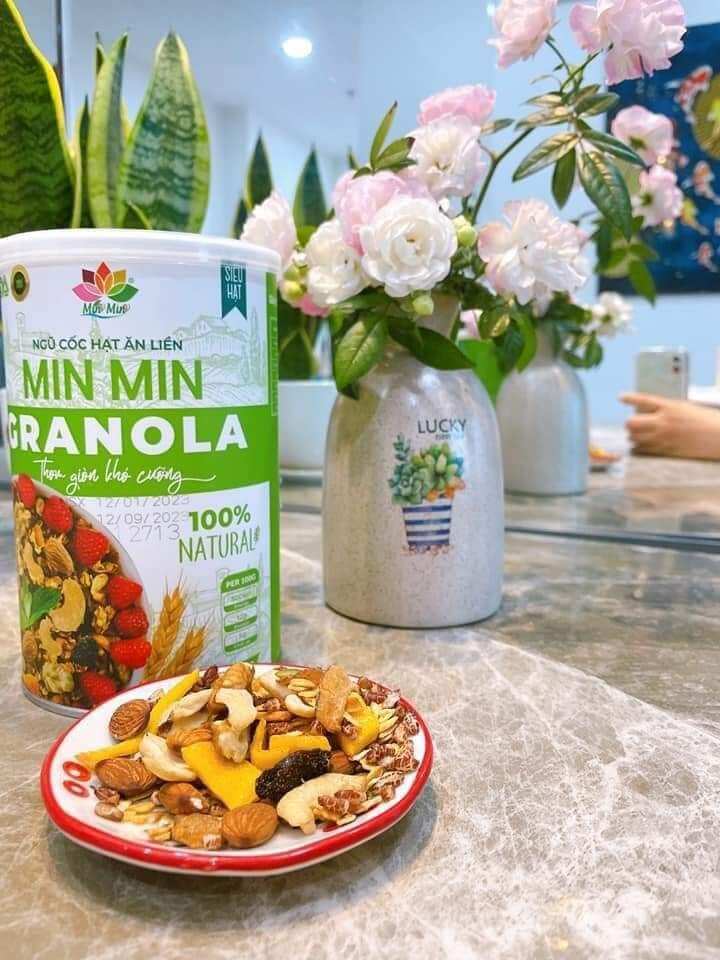 Ngũ cốc hạt min min granola