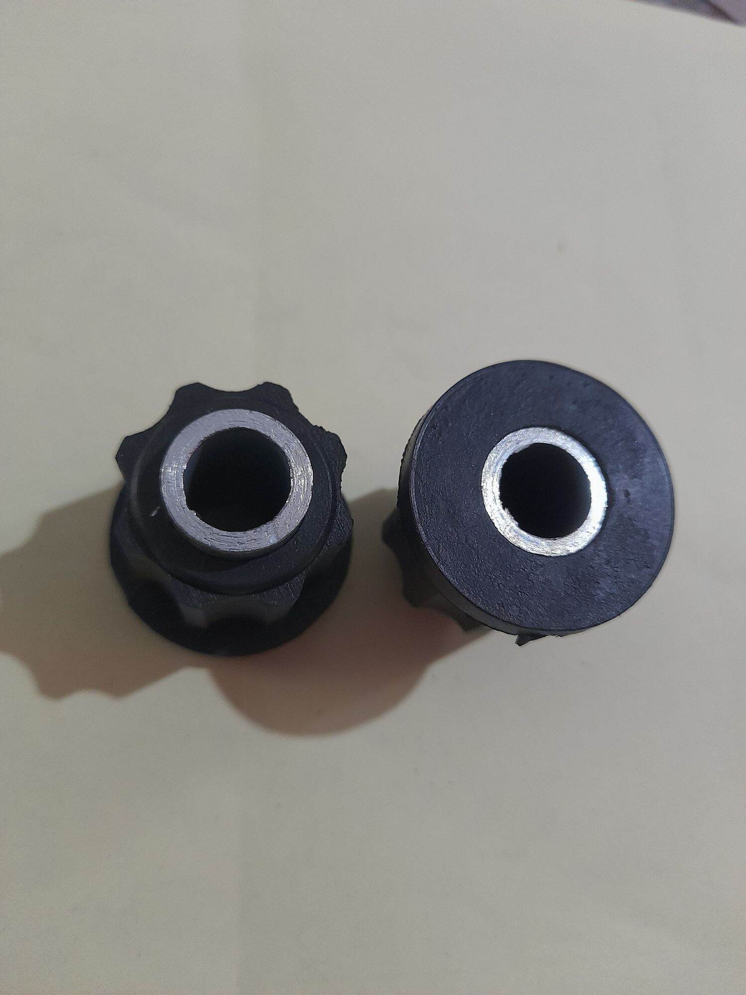 Cao su treo máy hay treo lòng xe Wave ( 1 cặp )