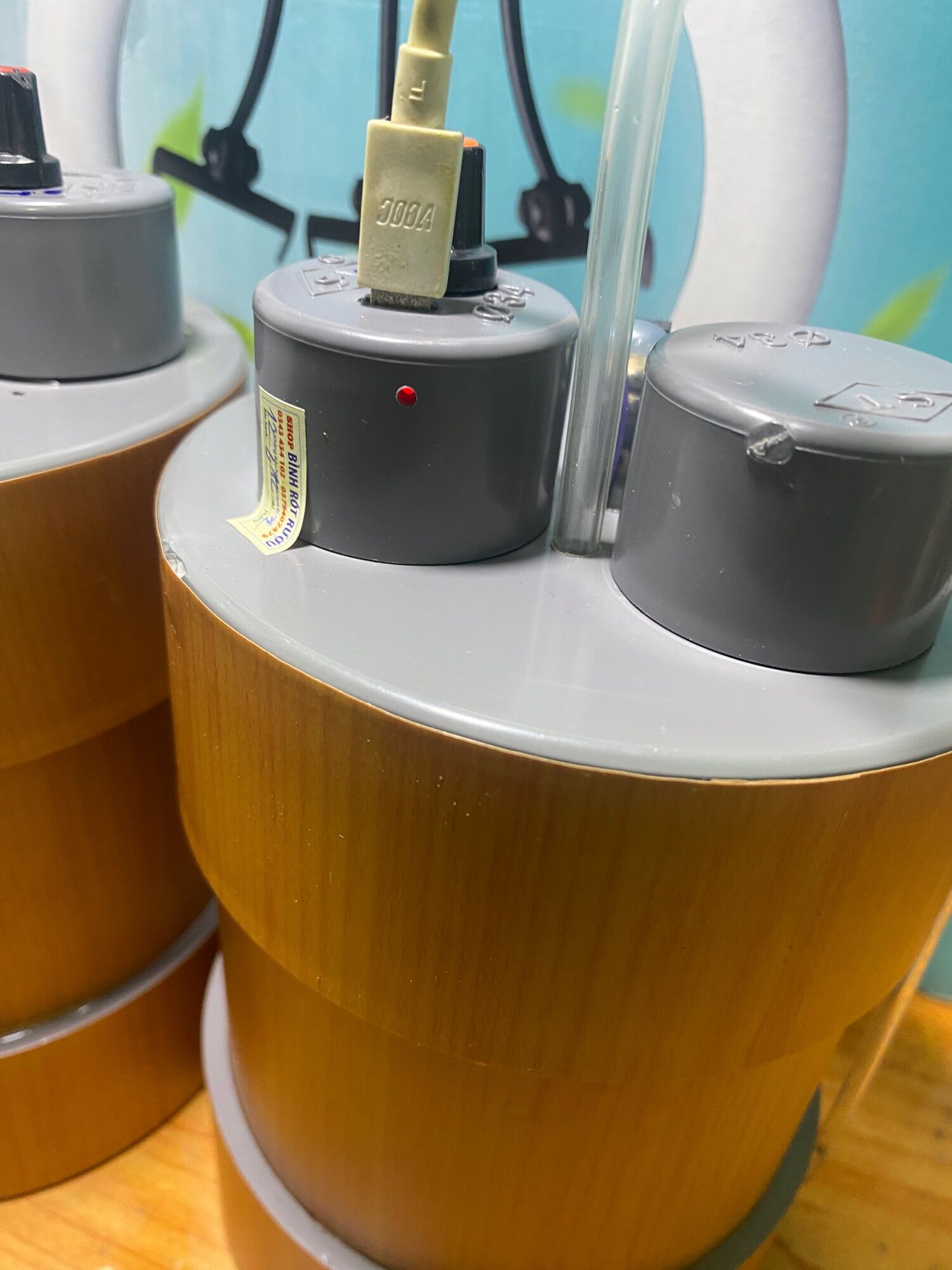 Bình rót rượu tự động 1.5l giã gỗ