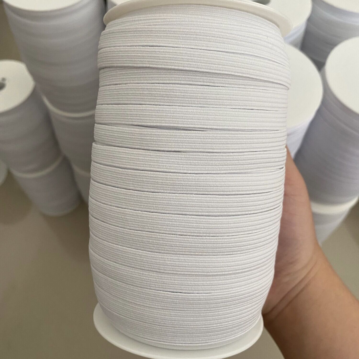 20 mét thun 1cm - 1.2cm trắng / đen hàng công ty