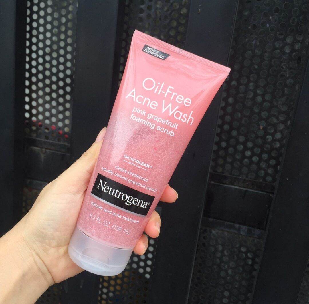Sữa Rửa Mặt Có Hạt Neutrogena Pink Grapefruit Foaming Scrub