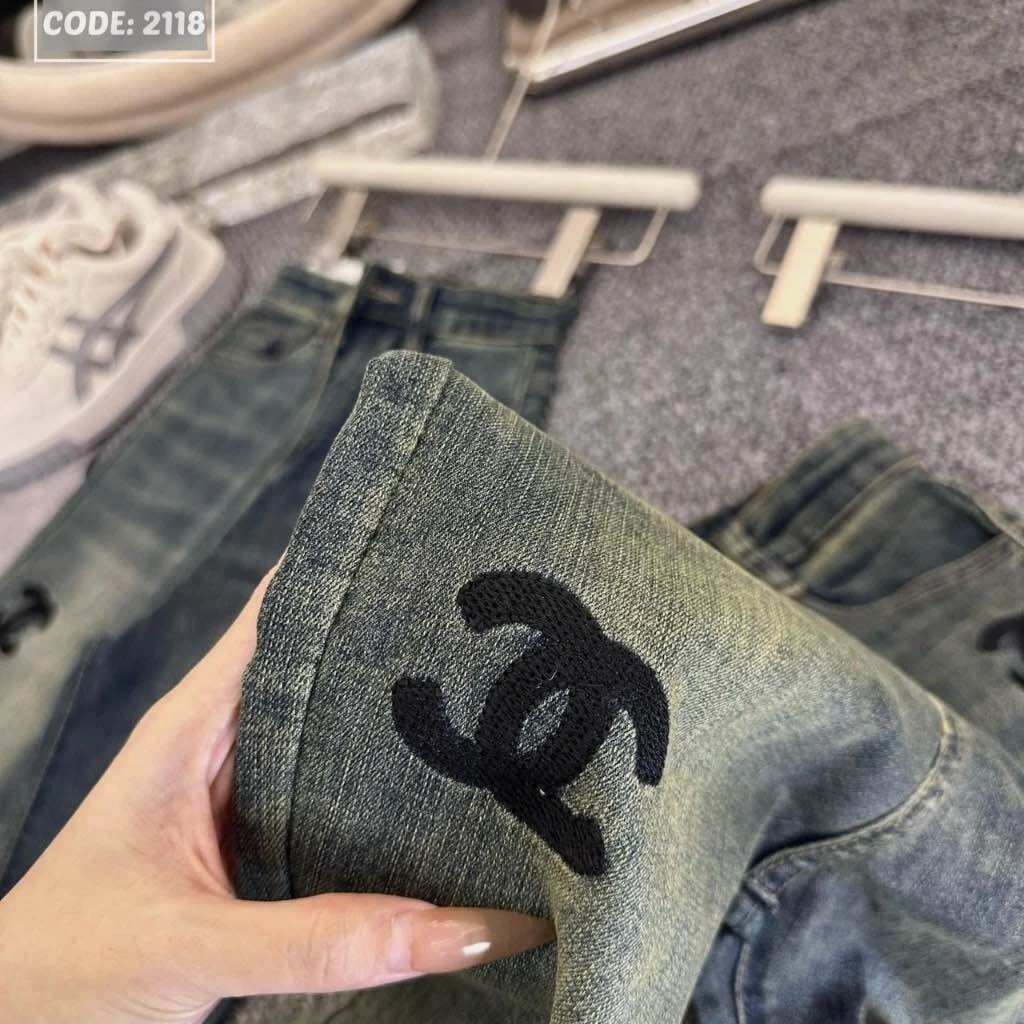 Quần jean nữ ống loe co giãn cạp lưng cao tôn dáng thêu hoạ tiết logo chất đẹp