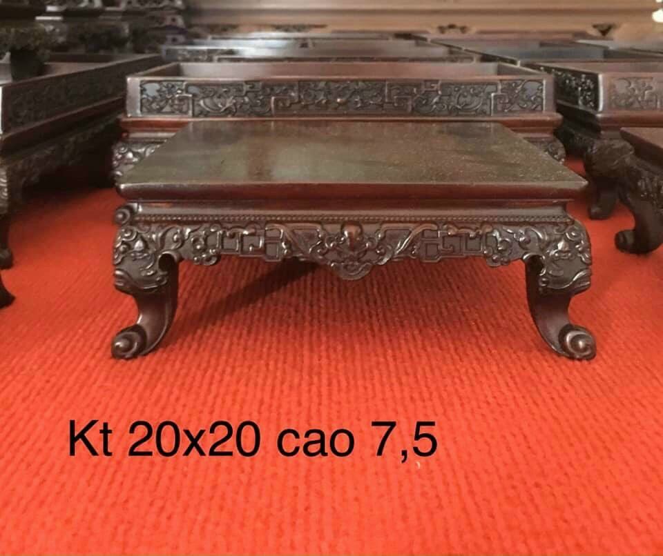 Kỷ kê đồ sứ vuông 20cm gỗ gụ (1 chiếc)
