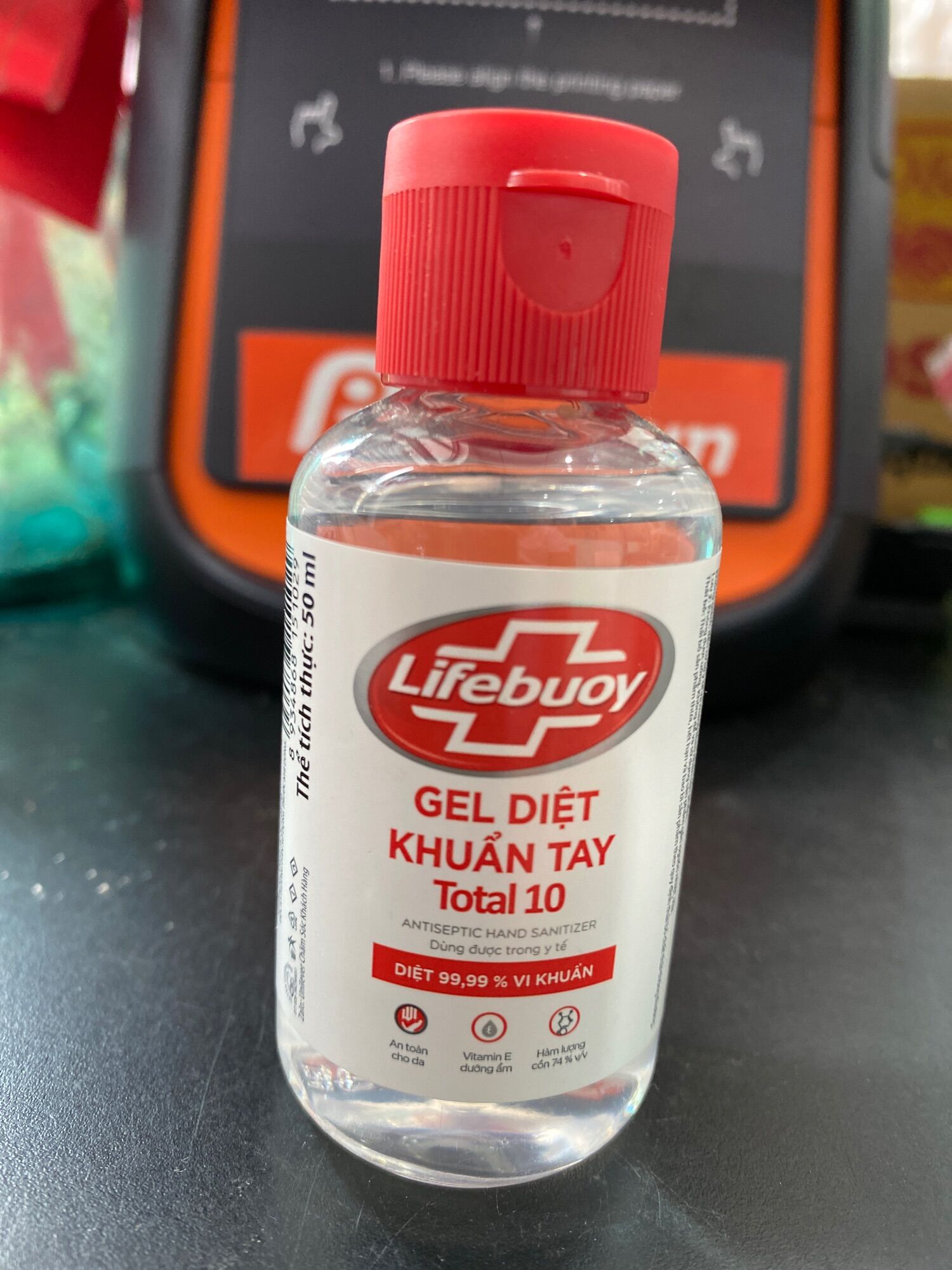 Nước rửa tay khô bỏ túi Lifebuoy 50ml