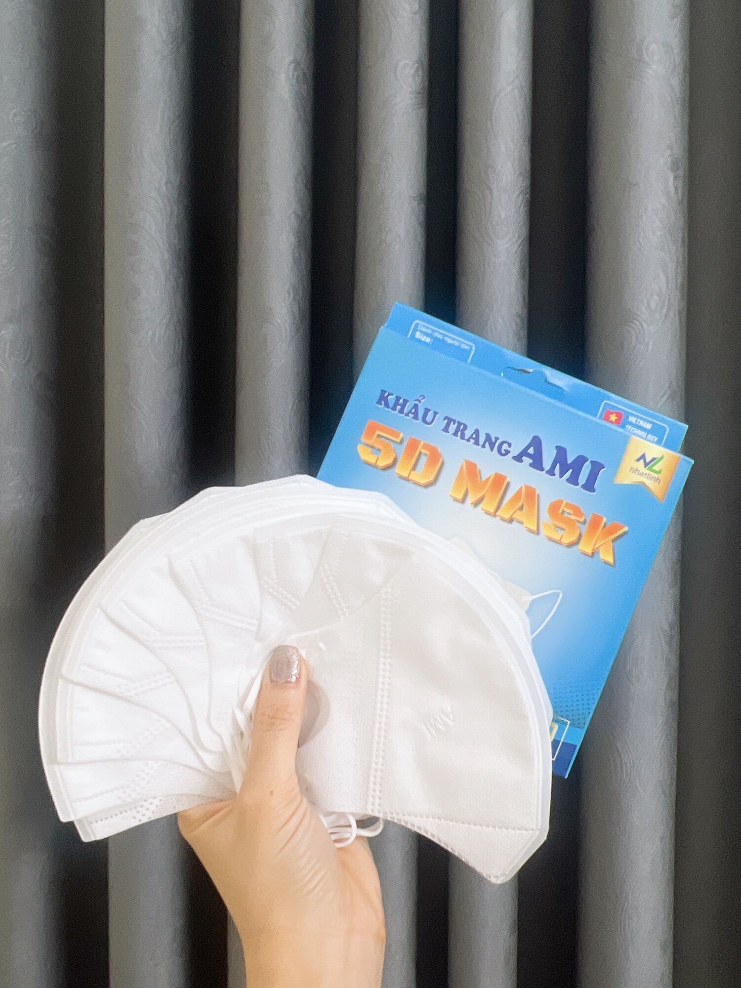 Sỉ 10 hộp (gồm 100 cái) khẩu trang 5D Ami