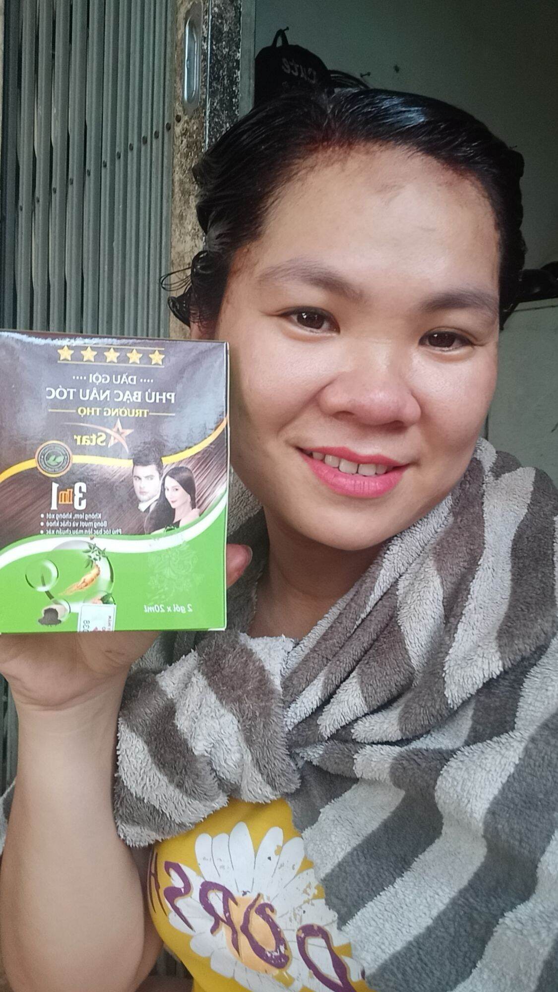 dầu gội phủ bạc dạ thảo liên gói