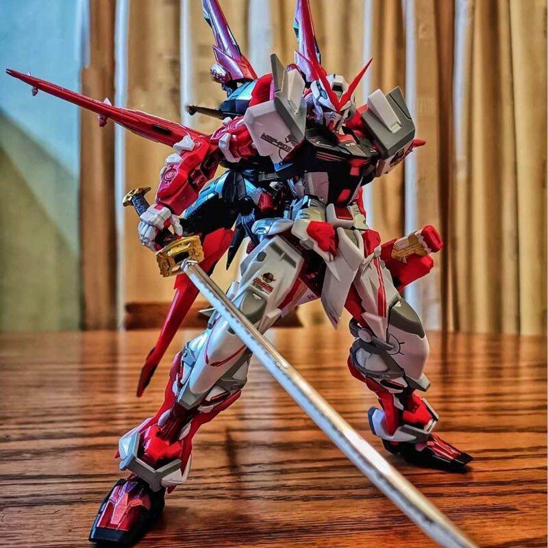 Model Gundam Freedom Assembly MG Unicorn Sakura Assault Red Heretic Mecha Toy for Boys And Bé Gáis over 12 Years Old