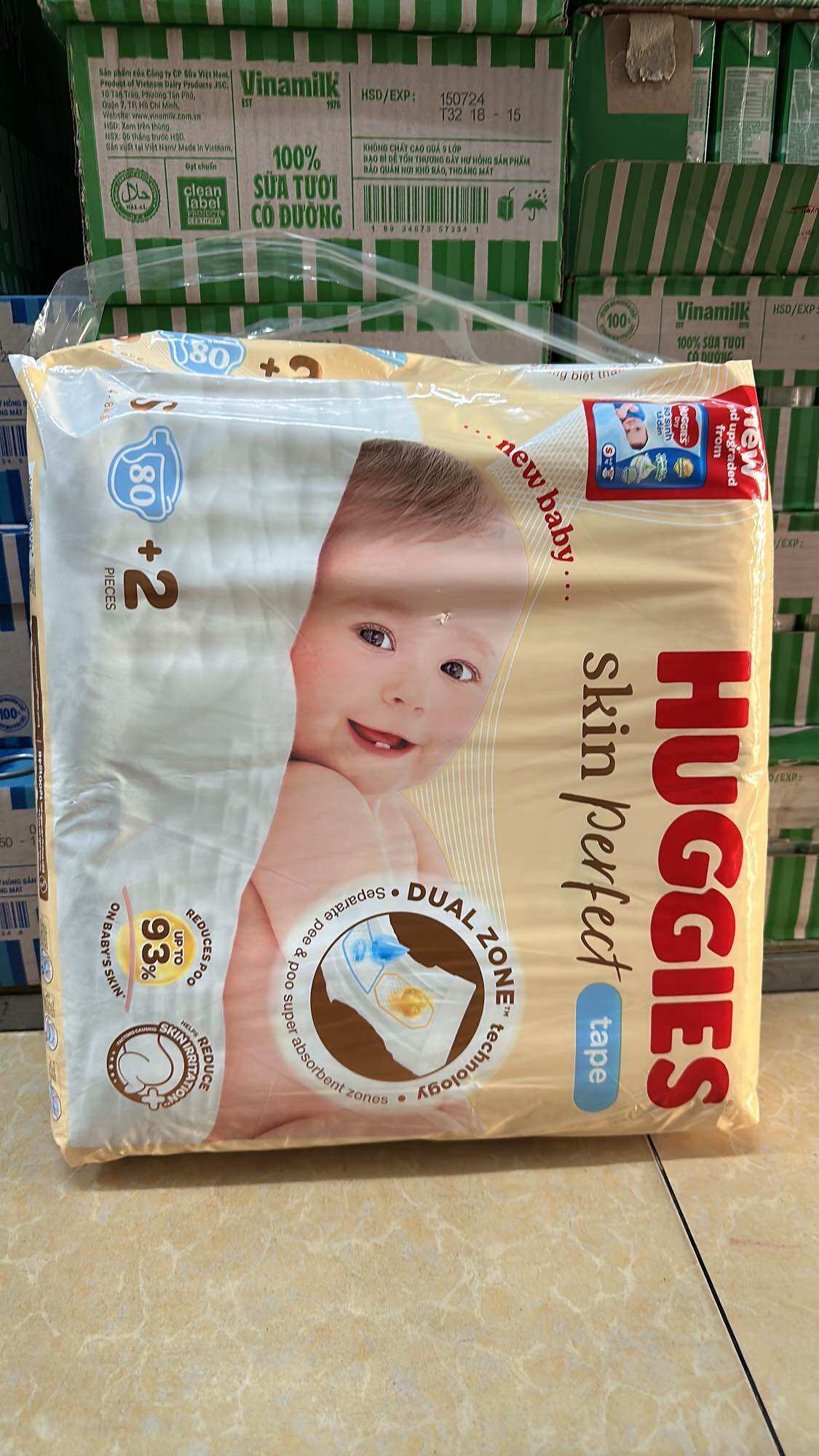 Tã dán Sơ Sinh Huggies S-80 (4-8kg)