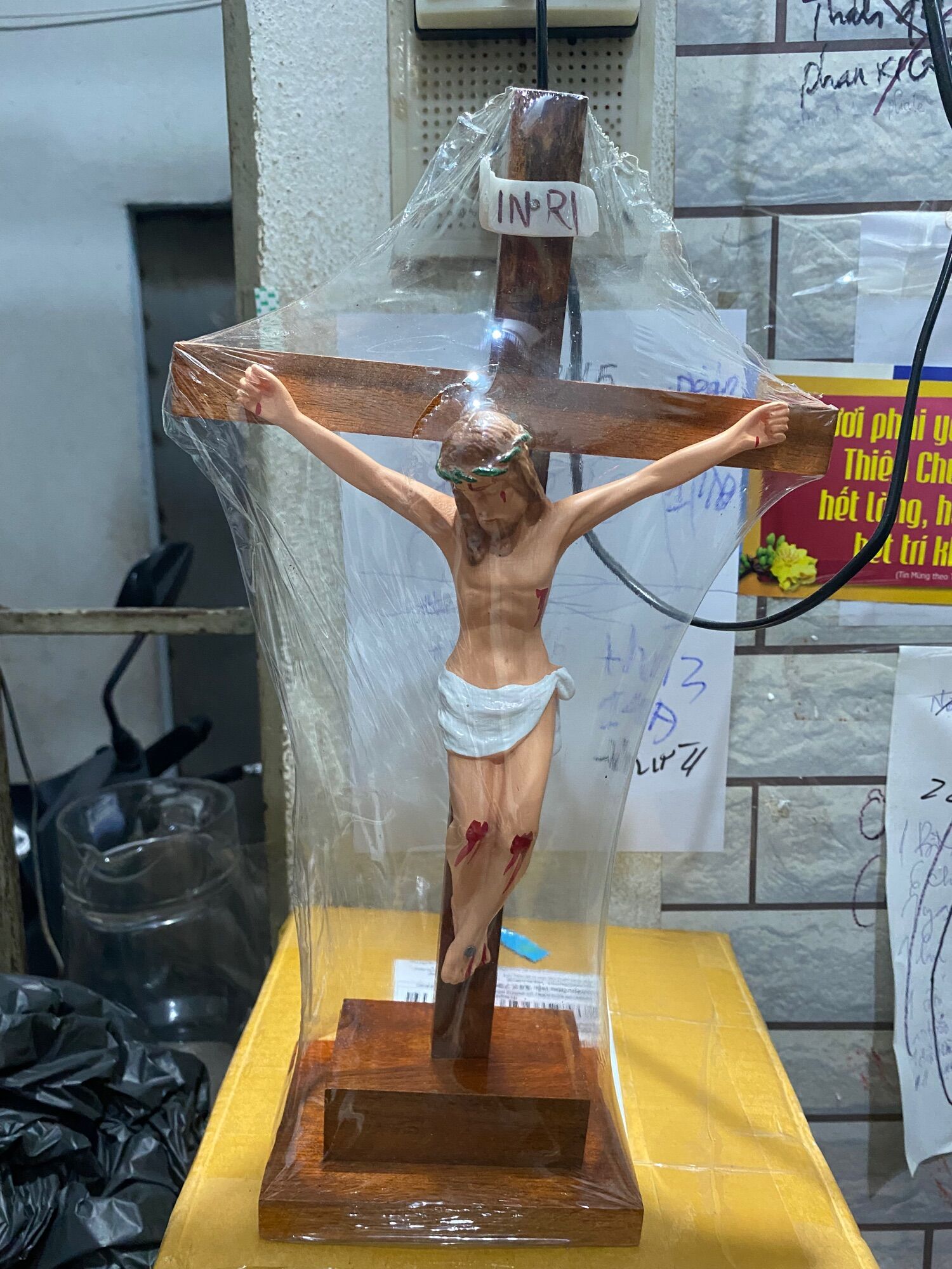 117. chúa chịu nạn 35cm