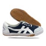 Thuong Dinh bata sneaker high duration, cheap price for football, jogging, other activities