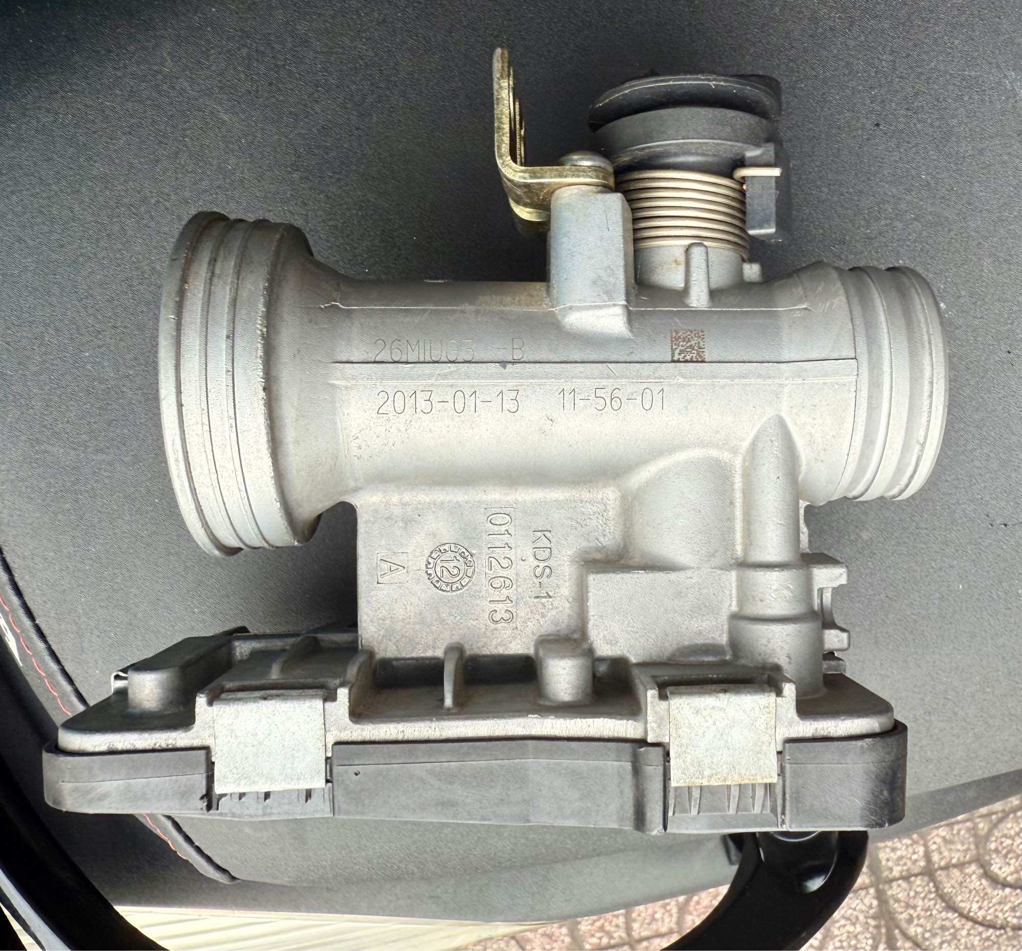 Họng ga Vespa ( Piaggio ) 3V mã 26MIUG3 hàng chính hãng 99,99%