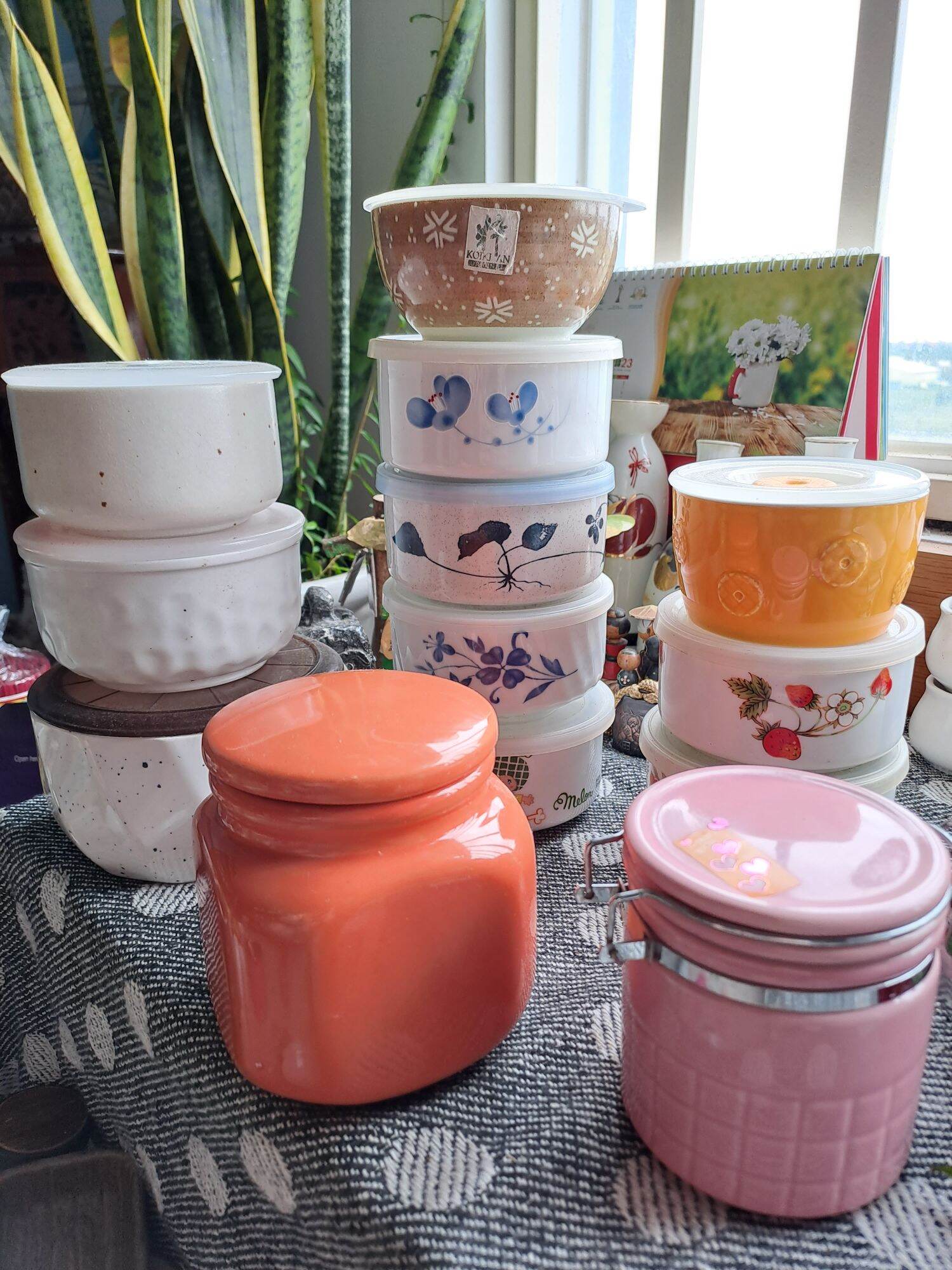 Thố nắp hút chân không, Thố quai cài GỐM SỨ NHẬT 2hand vintage, cổ điển