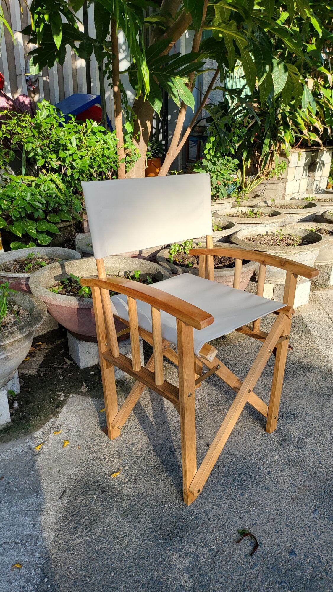 Ghế gỗ đạo diễn