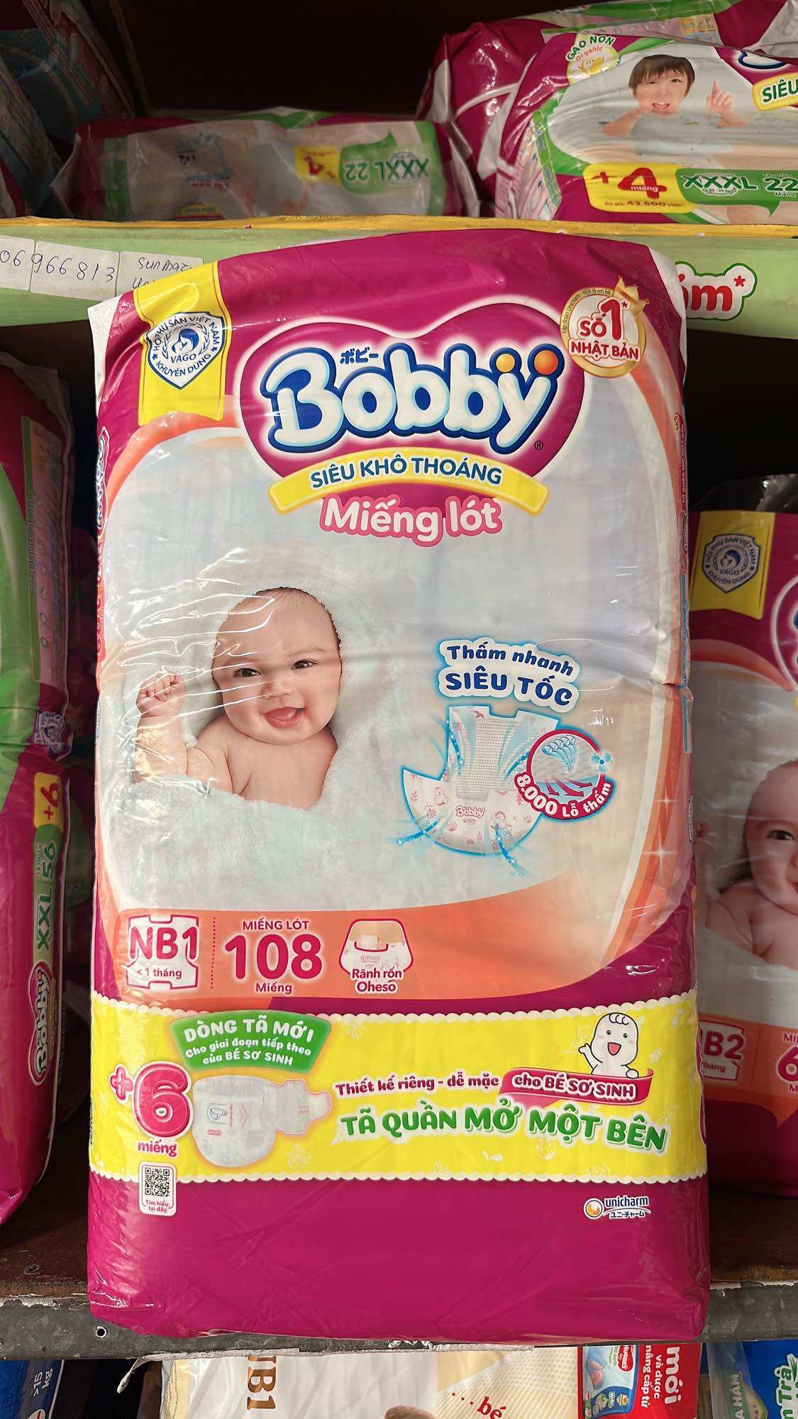 Miếng lót sơ sinh Bobby NB1 108 miếng